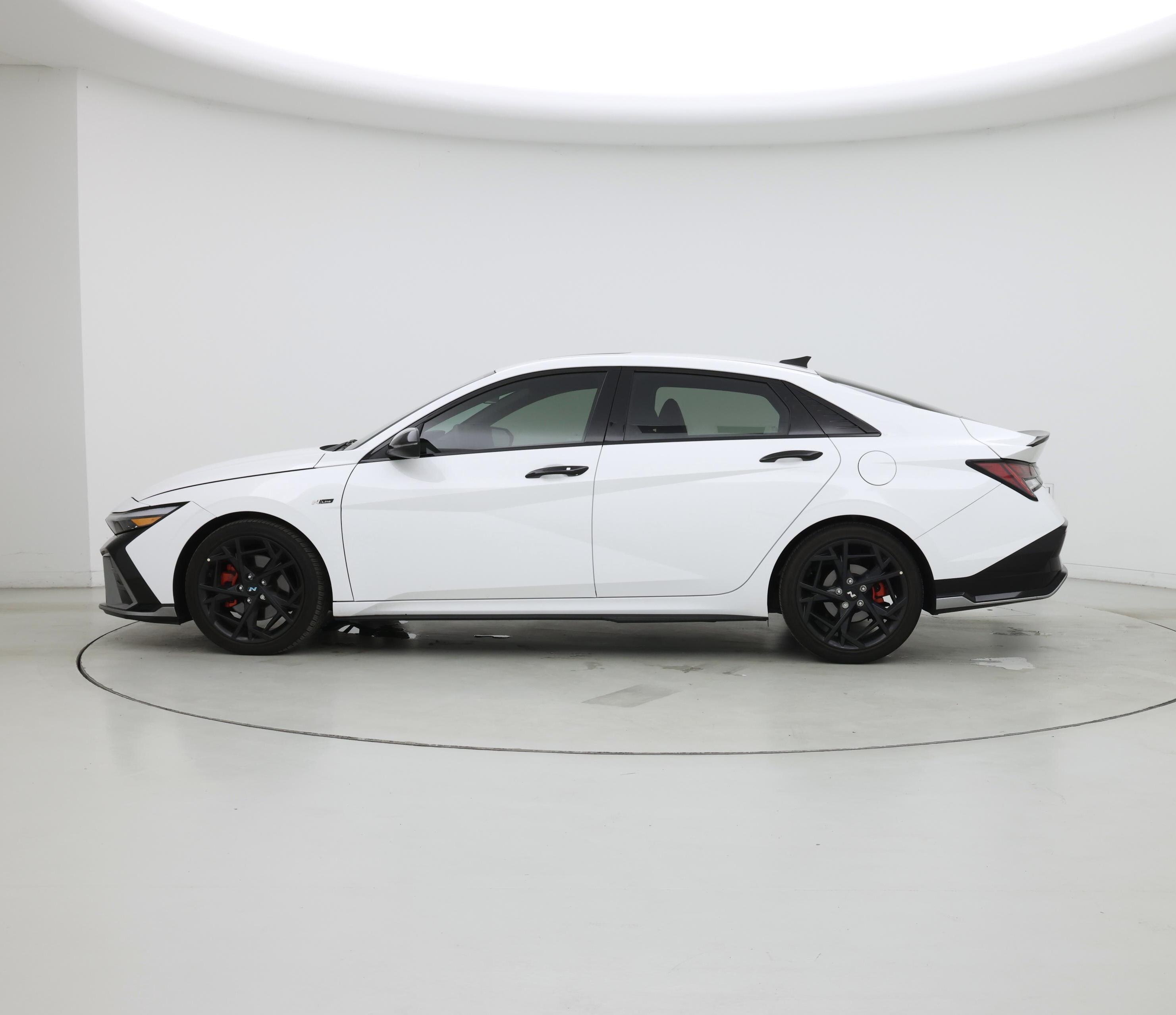 Thumbnail: 2024 Hyundai Elantra - 3