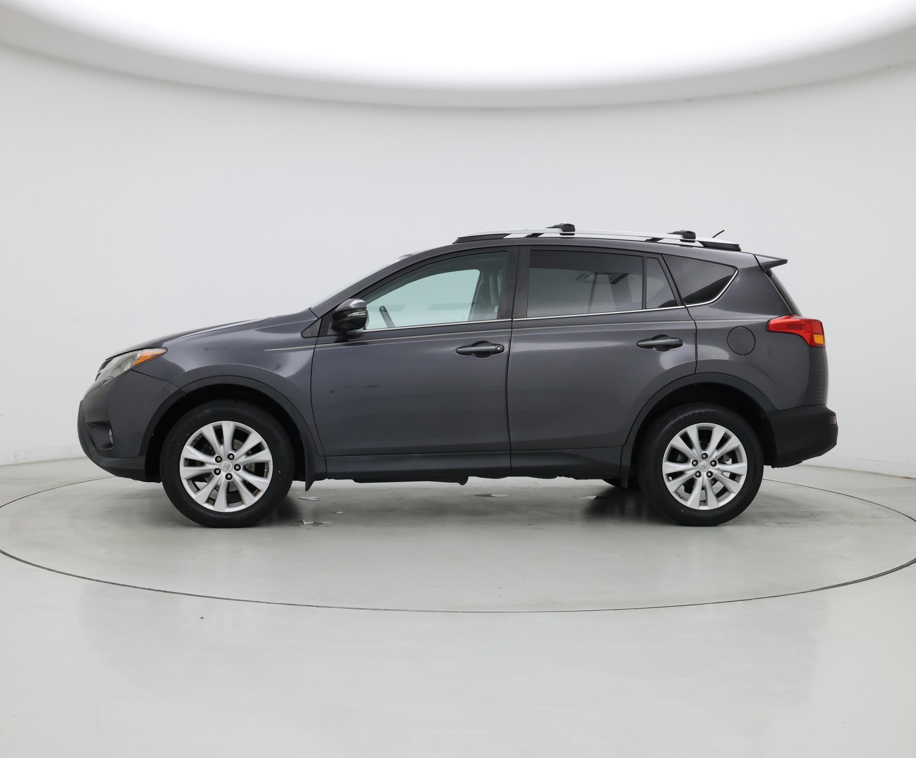 Thumbnail: 2015 Toyota RAV4 - 3