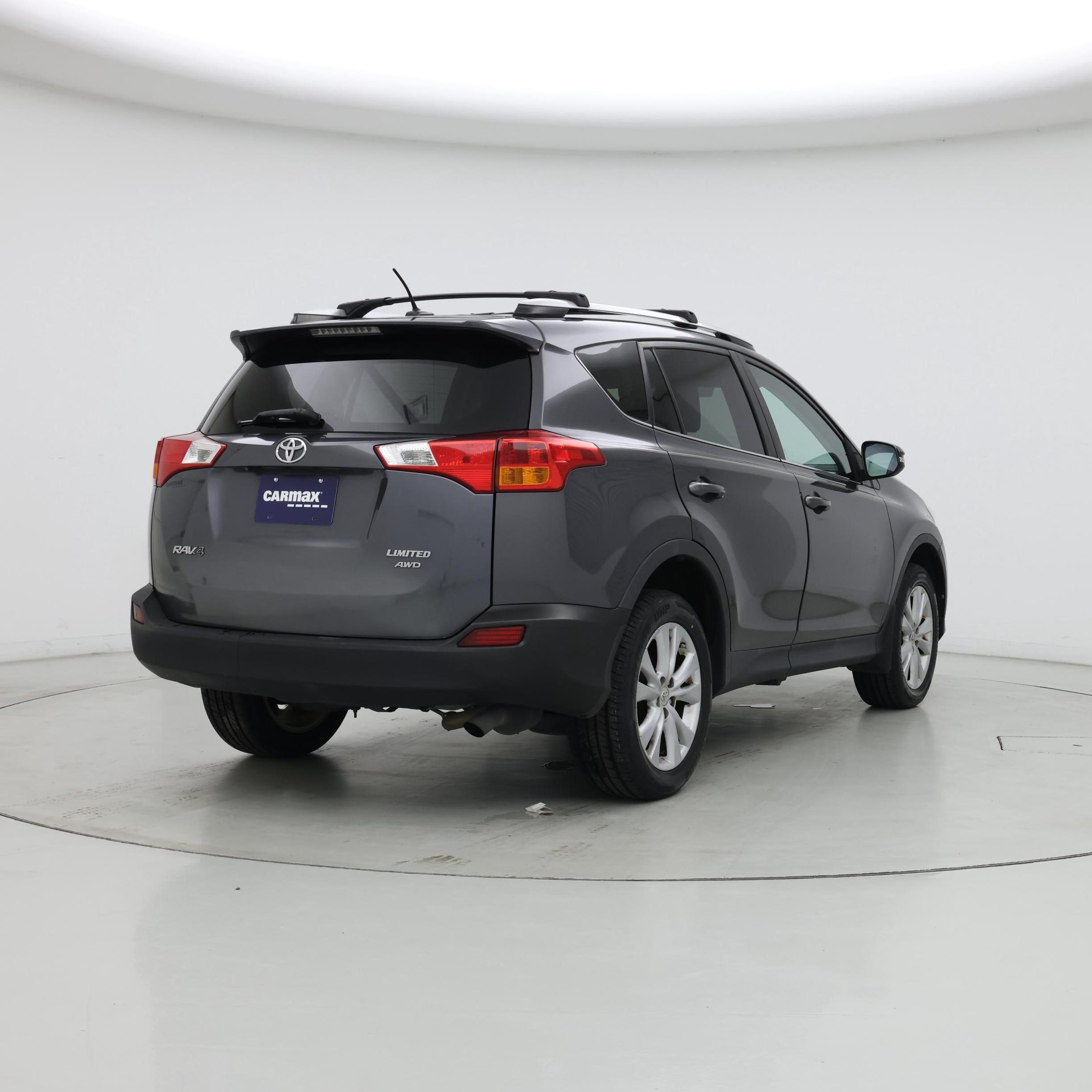 Thumbnail: 2015 Toyota RAV4 - 8