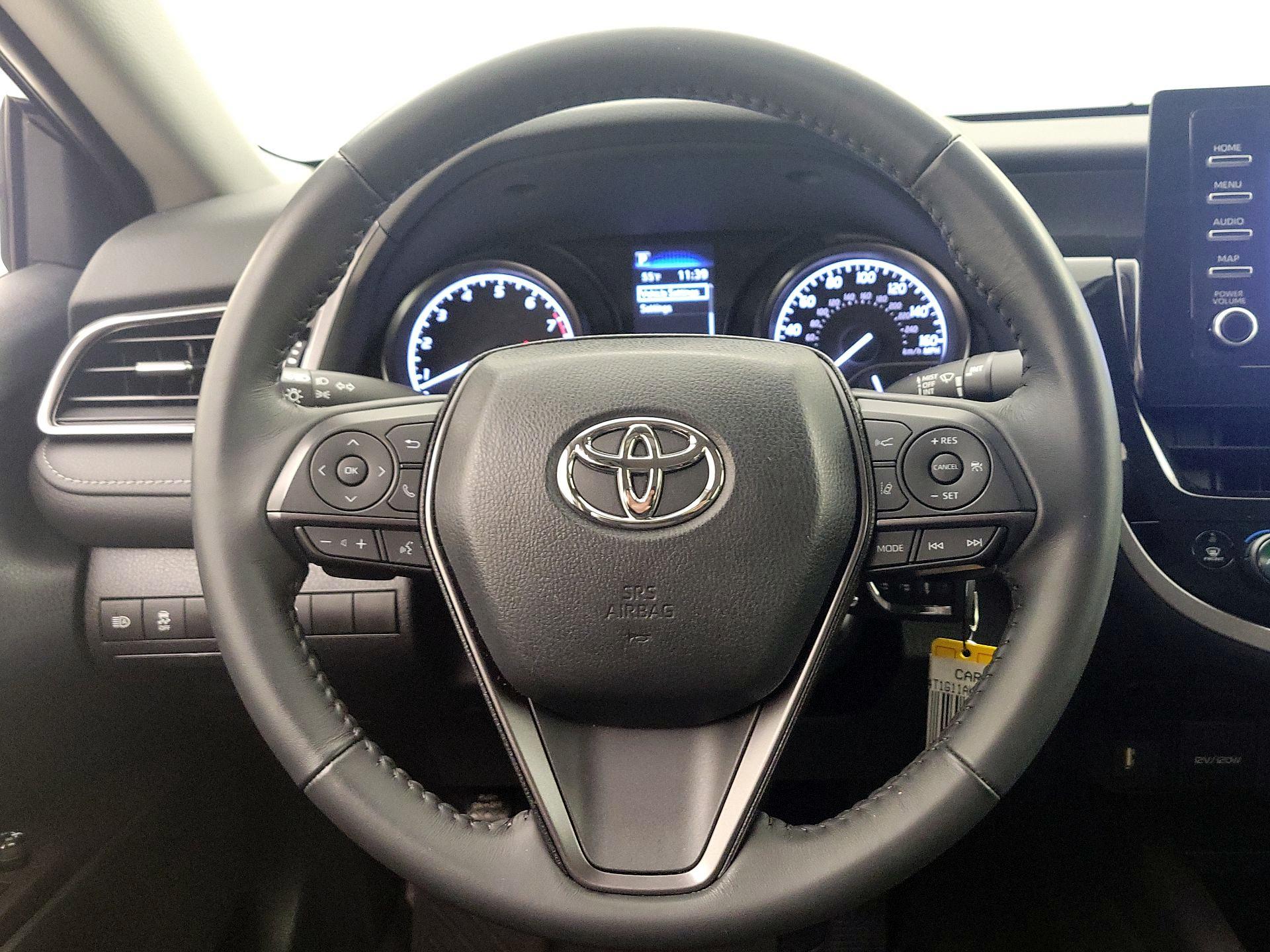 Thumbnail: 2023 Toyota Camry - 10