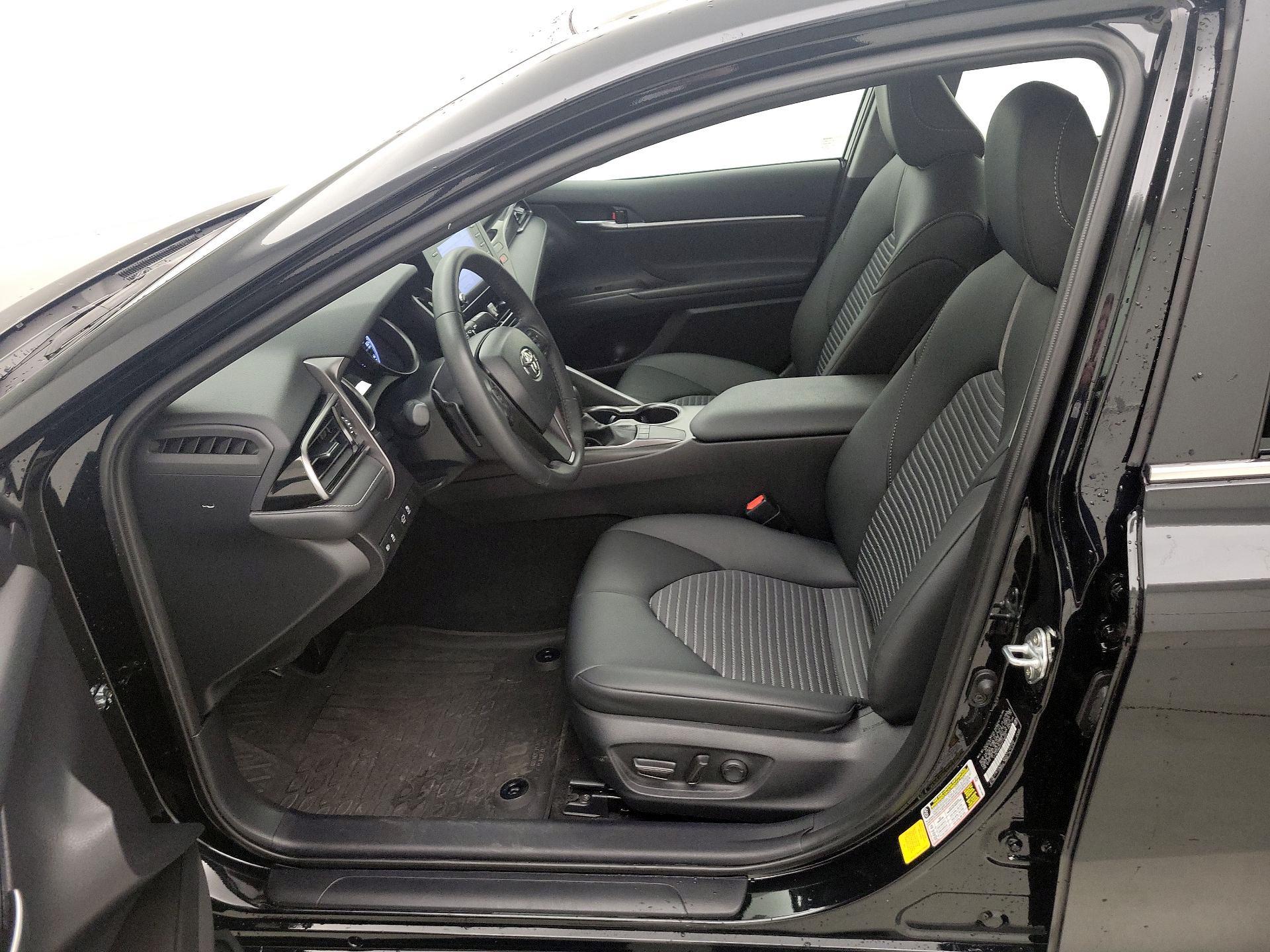 Thumbnail: 2023 Toyota Camry - 11