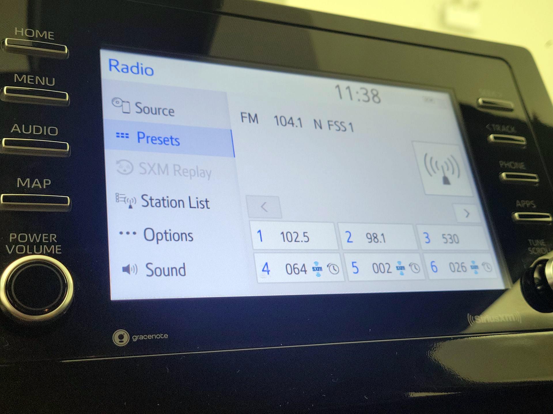 Thumbnail: 2023 Toyota Camry - 15