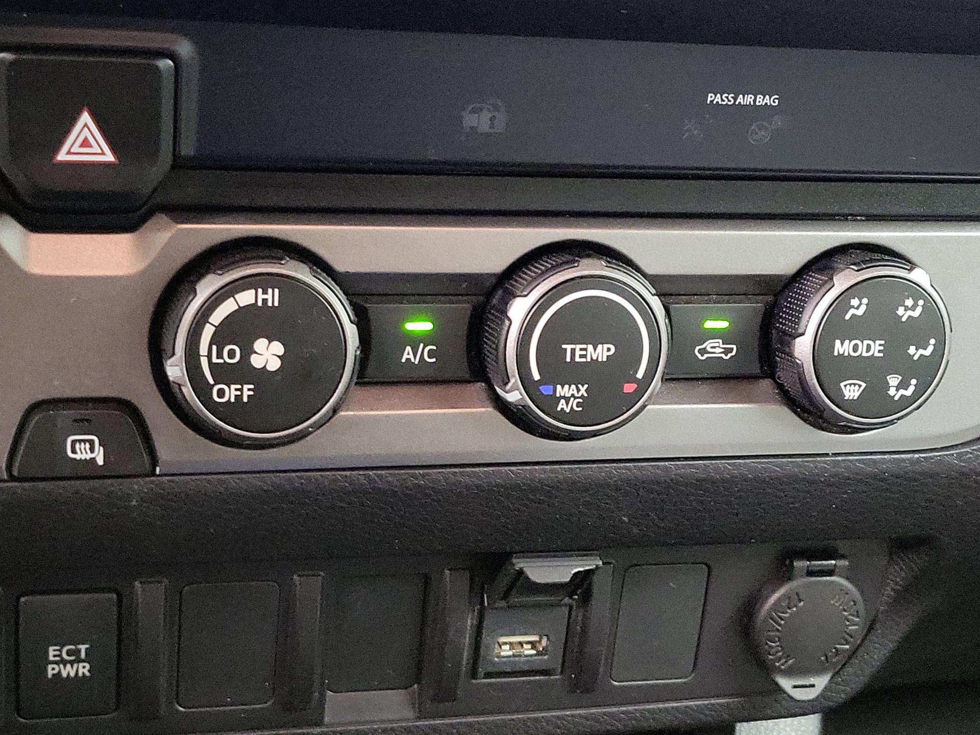 Thumbnail: 2020 Toyota Tacoma - 16