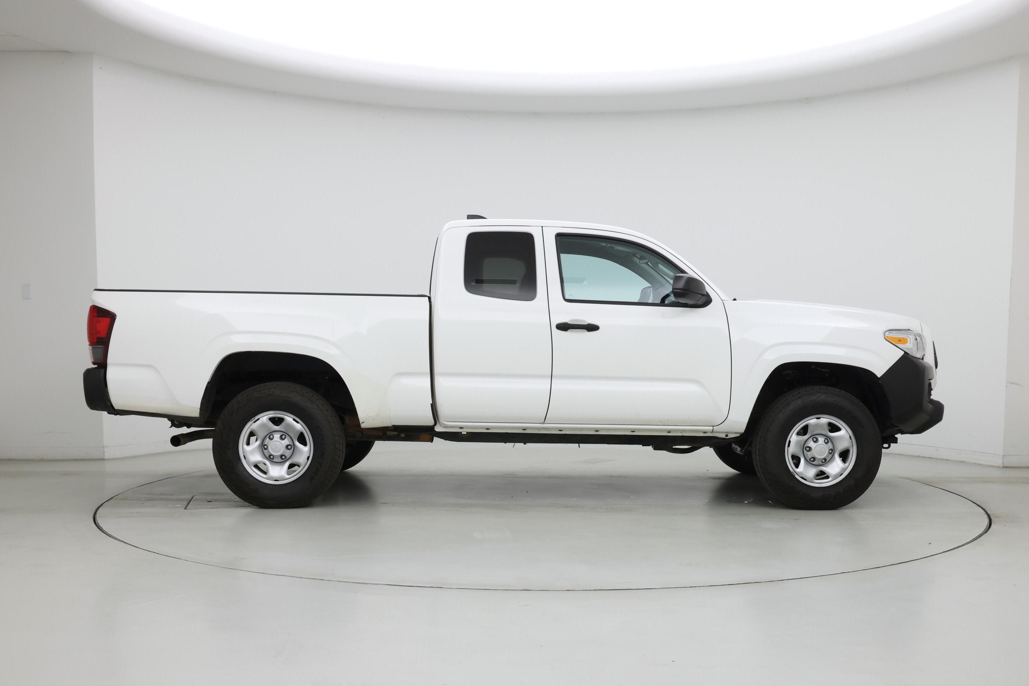 Thumbnail: 2020 Toyota Tacoma - 7