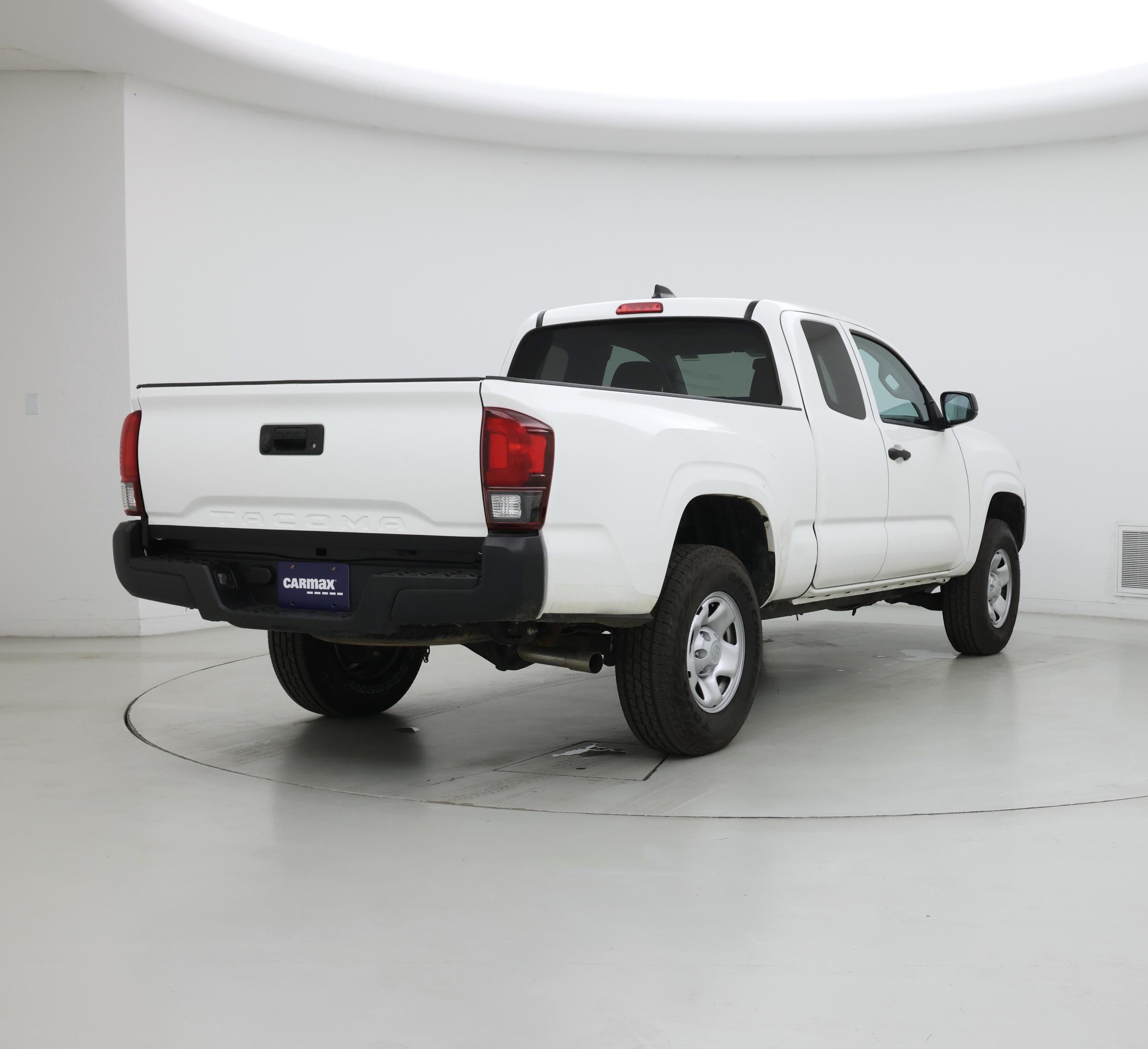 Thumbnail: 2020 Toyota Tacoma - 8