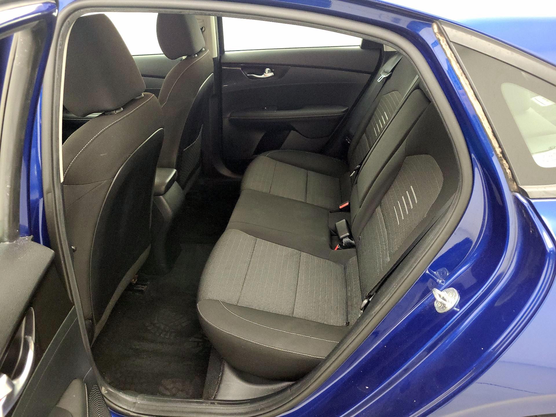 Thumbnail: 2019 Kia Forte - 19