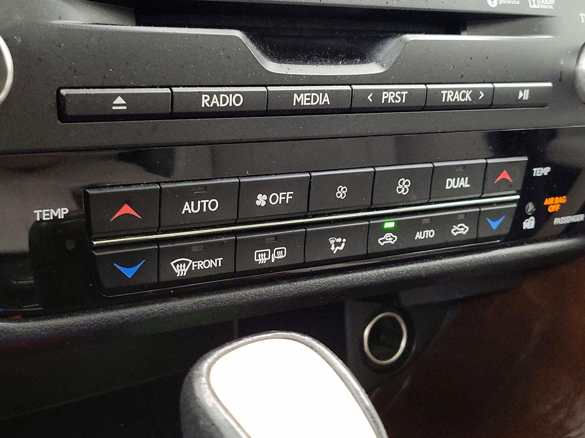 Thumbnail: 2018 Lexus RX - 16