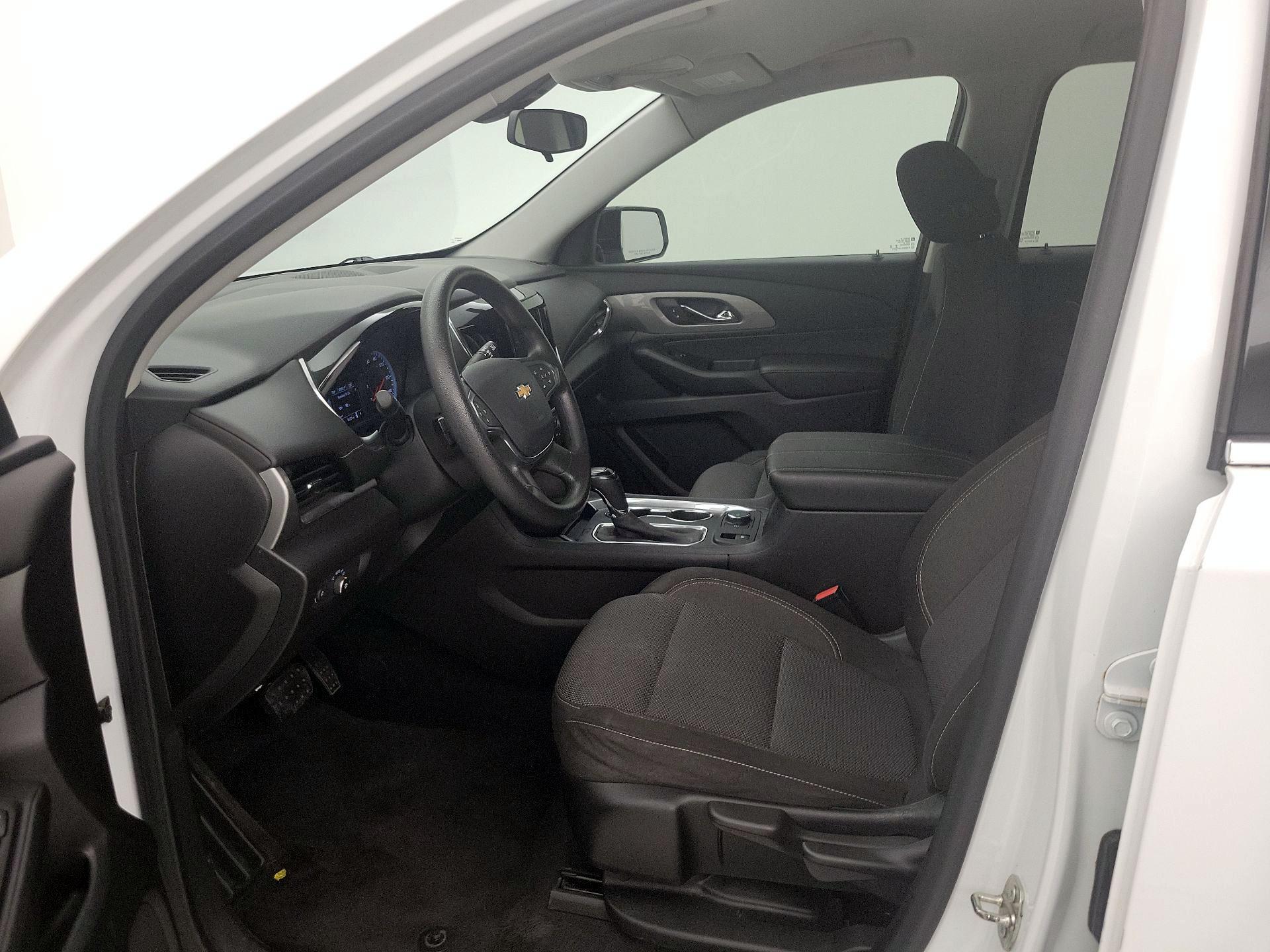 Thumbnail: 2020 Chevrolet Traverse - 11