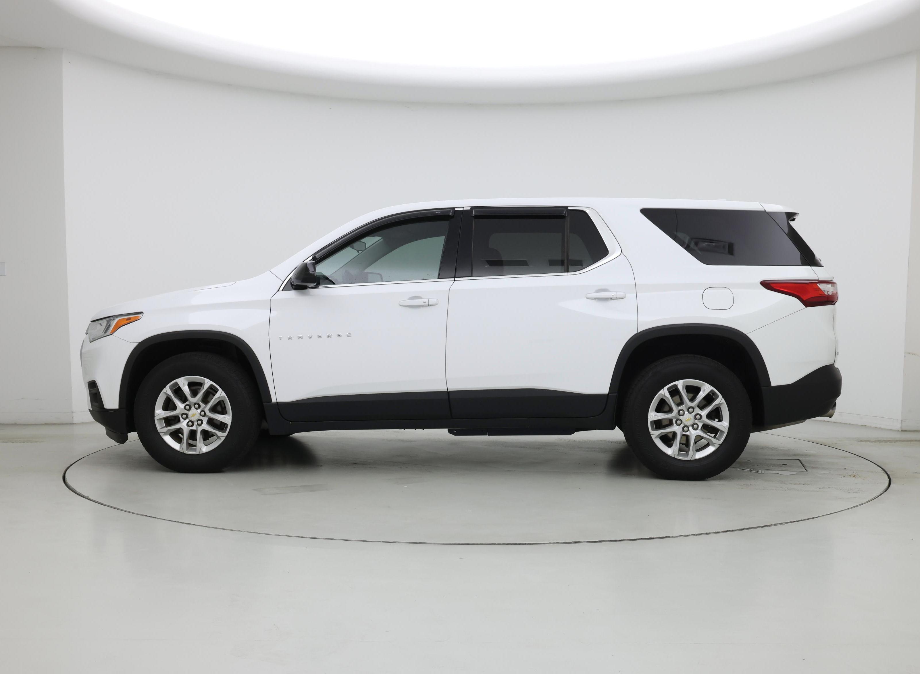 Thumbnail: 2020 Chevrolet Traverse - 3