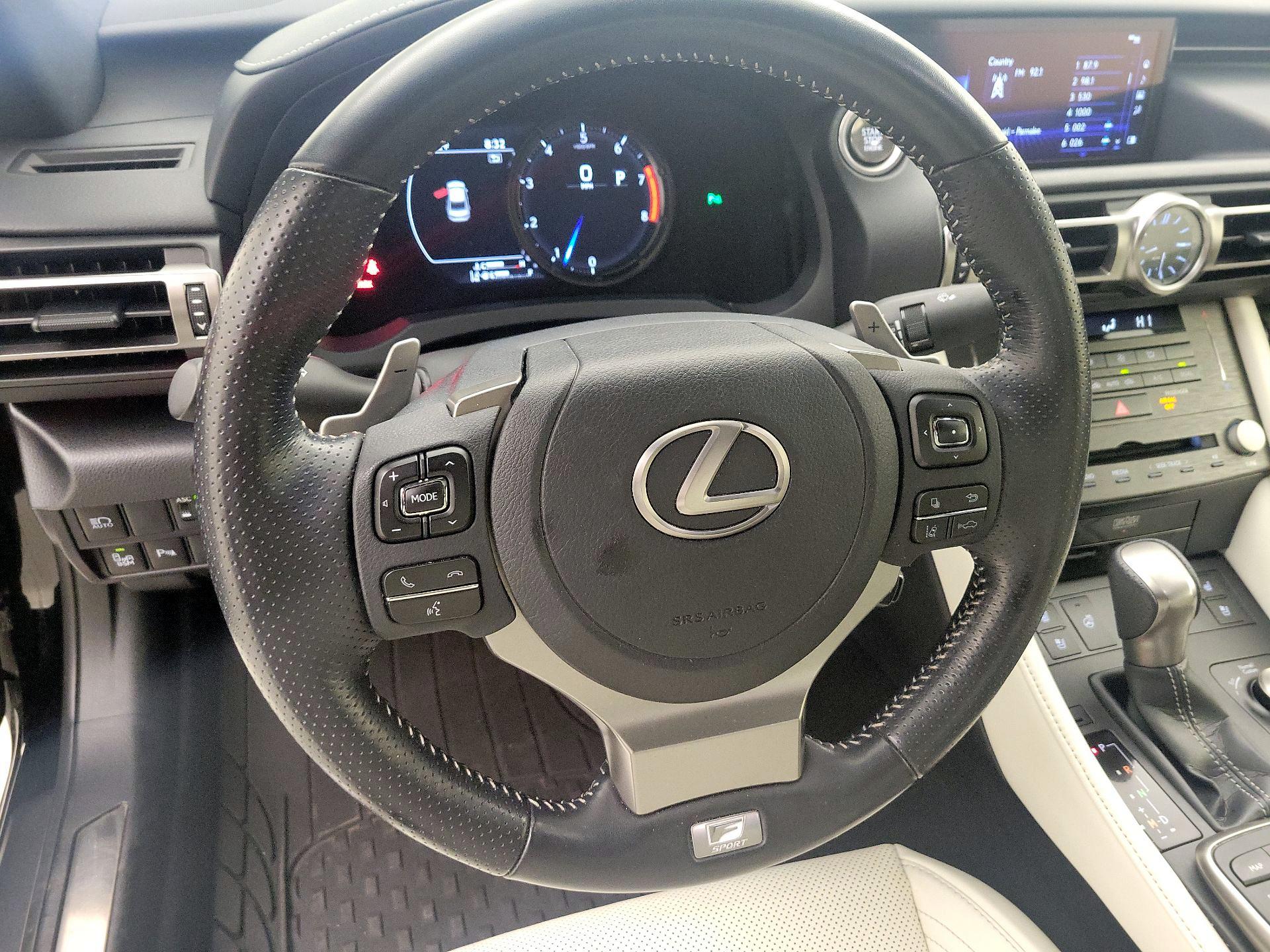 Thumbnail: 2022 Lexus RC - 10