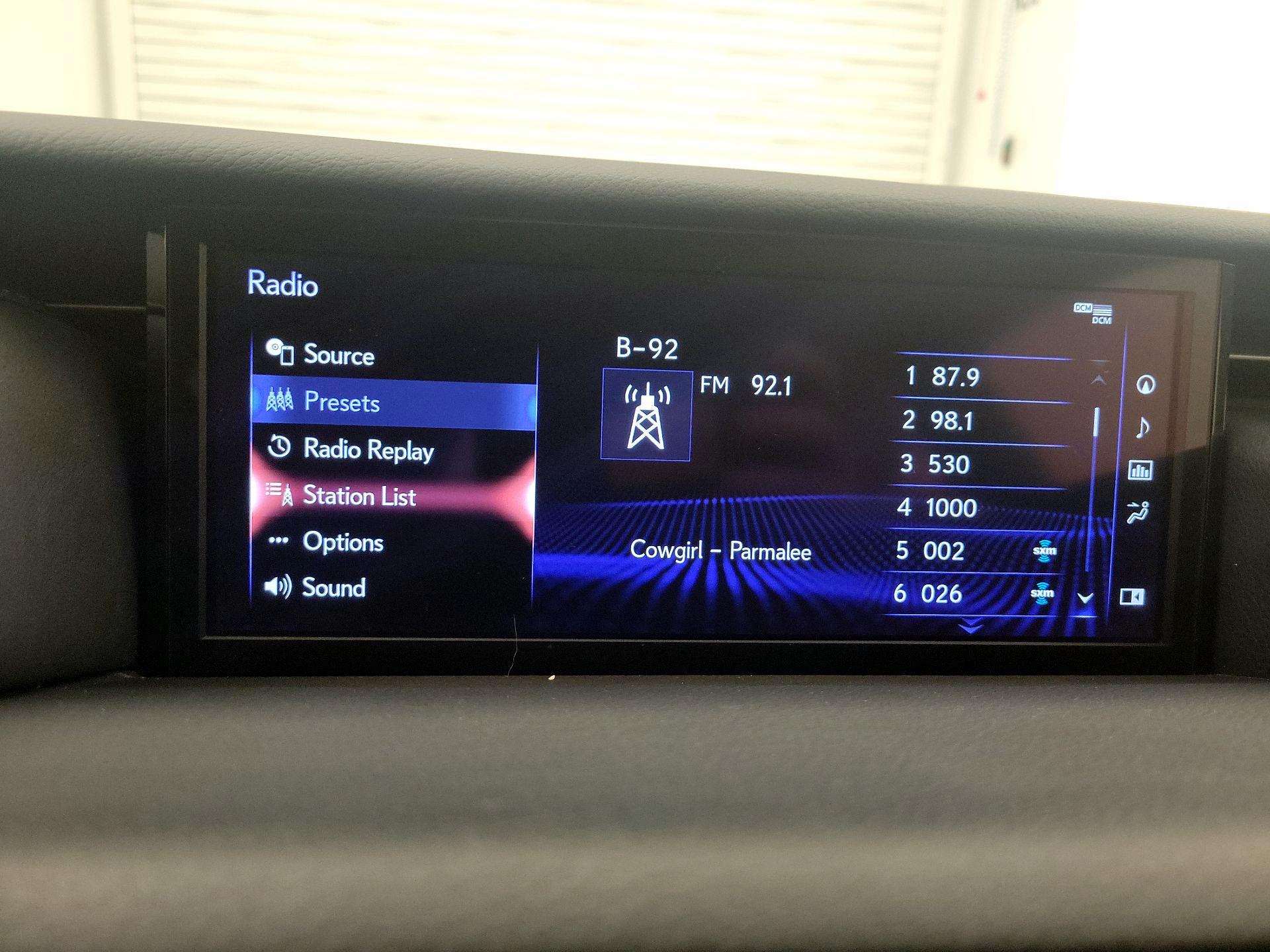 Thumbnail: 2022 Lexus RC - 16