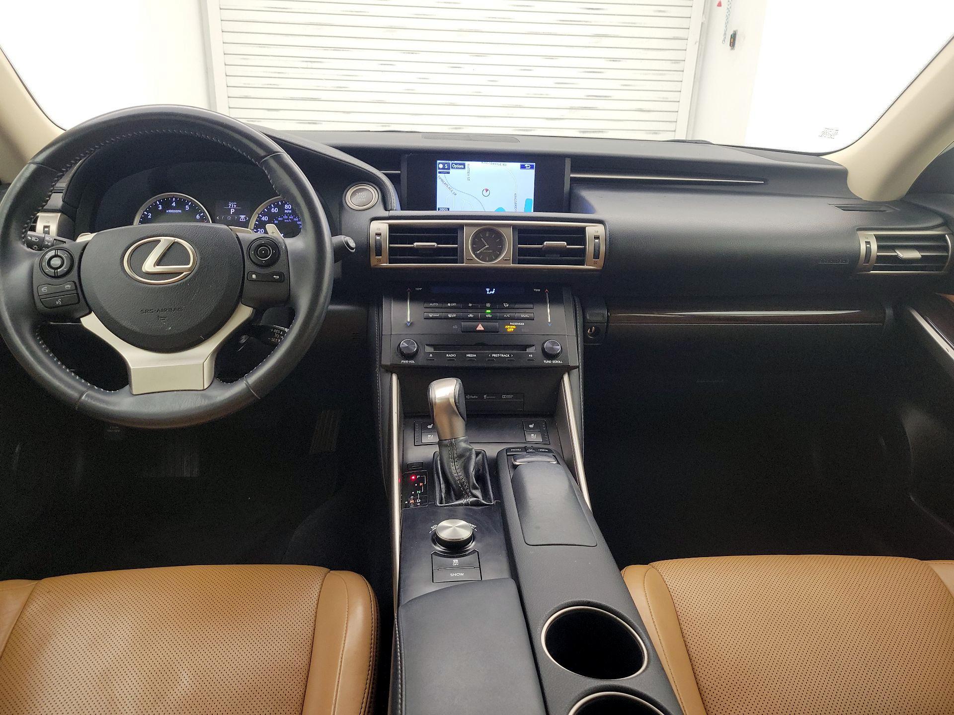 Thumbnail: 2014 Lexus IS - 9