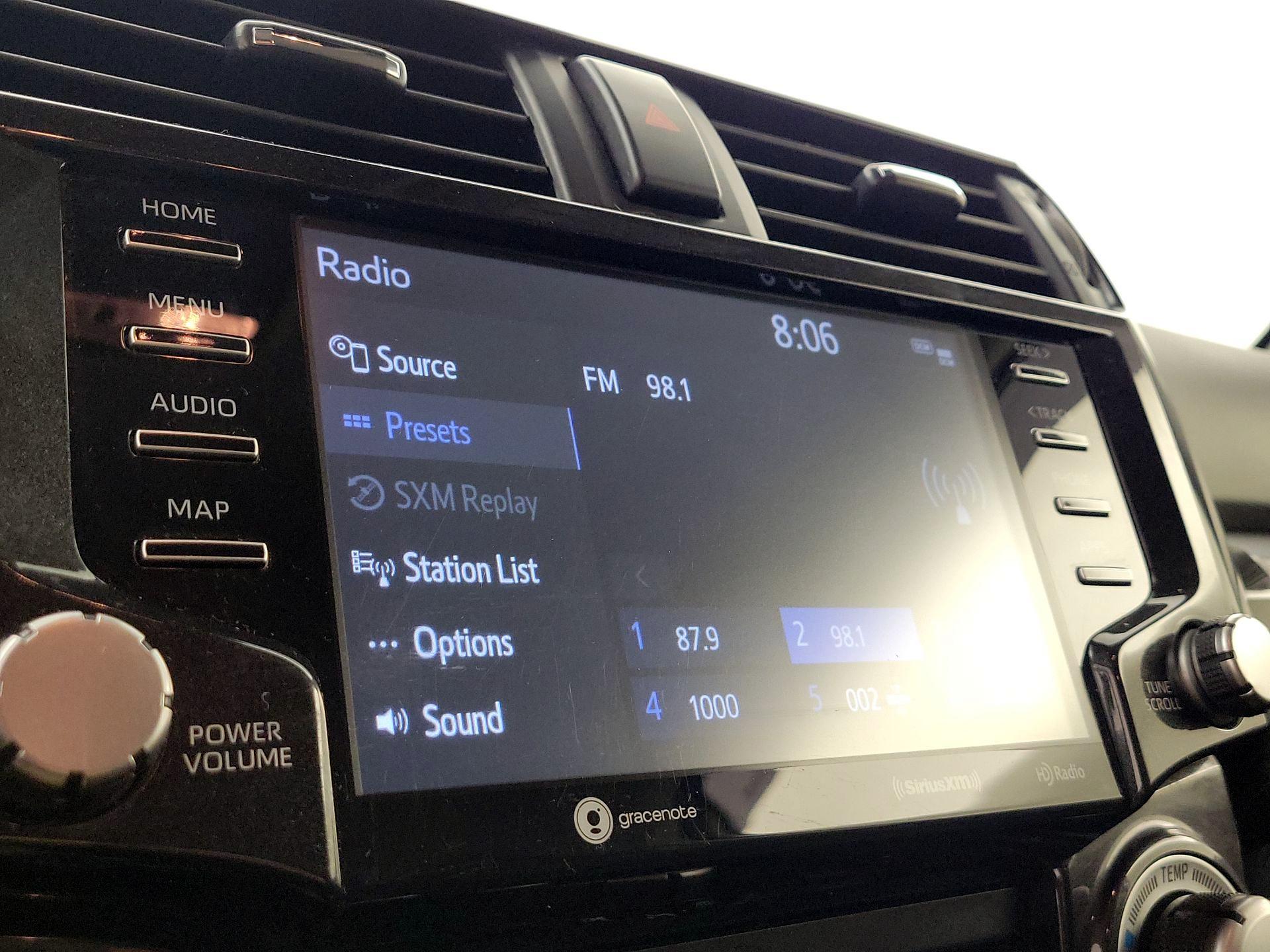 Thumbnail: 2021 Toyota 4Runner - 15