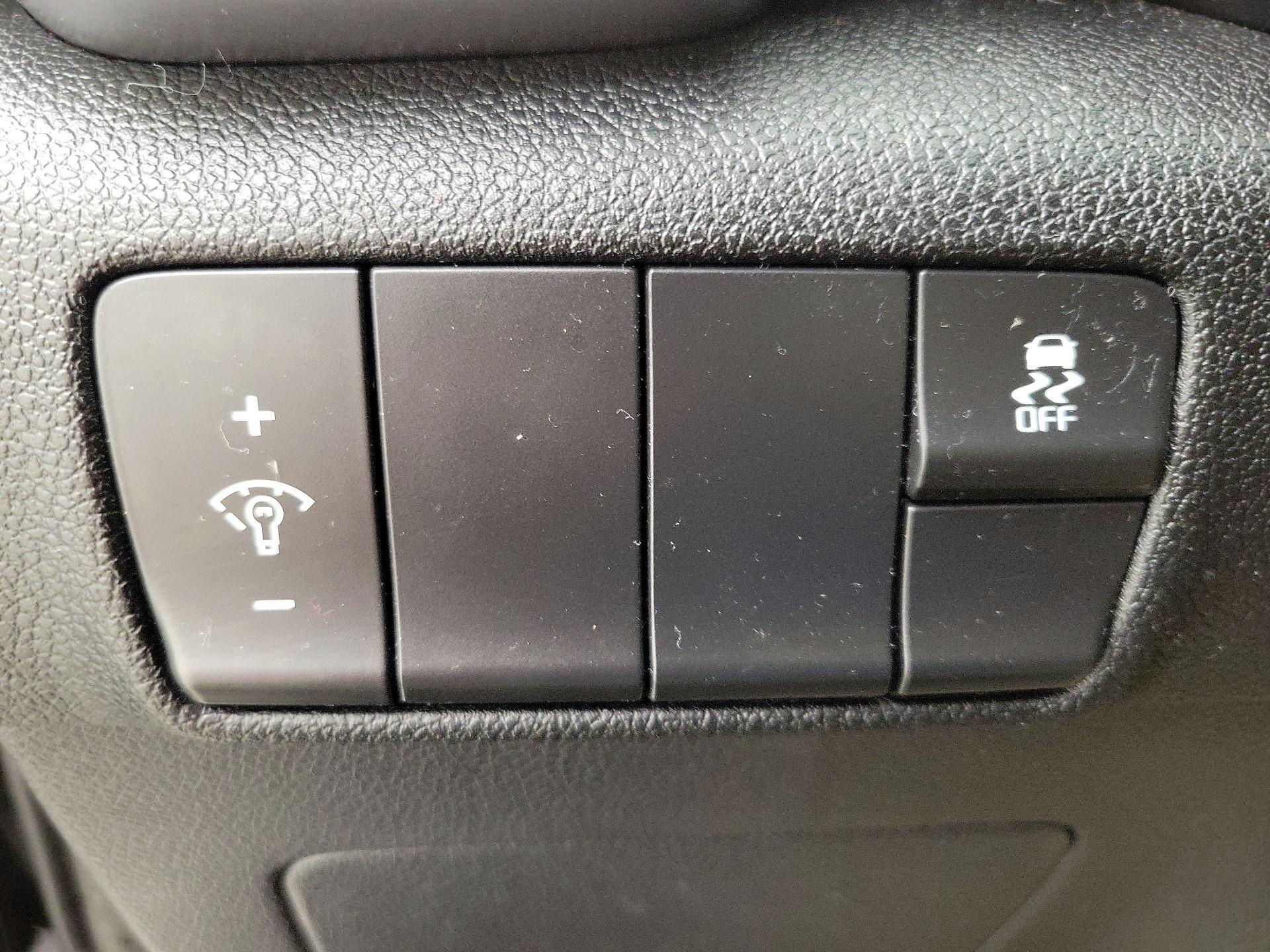 Thumbnail: 2017 Kia Sportage - 13