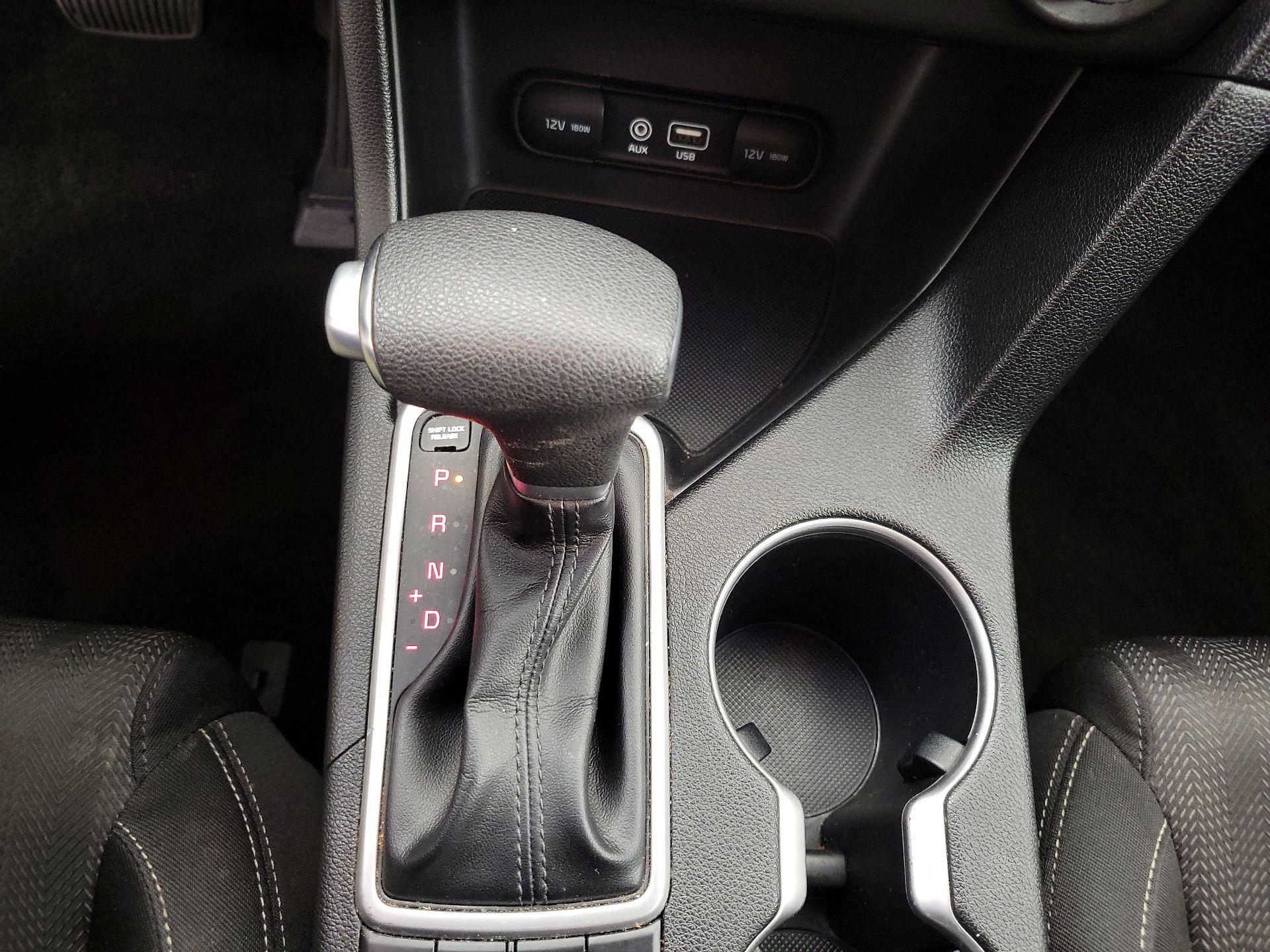 Thumbnail: 2017 Kia Sportage - 17