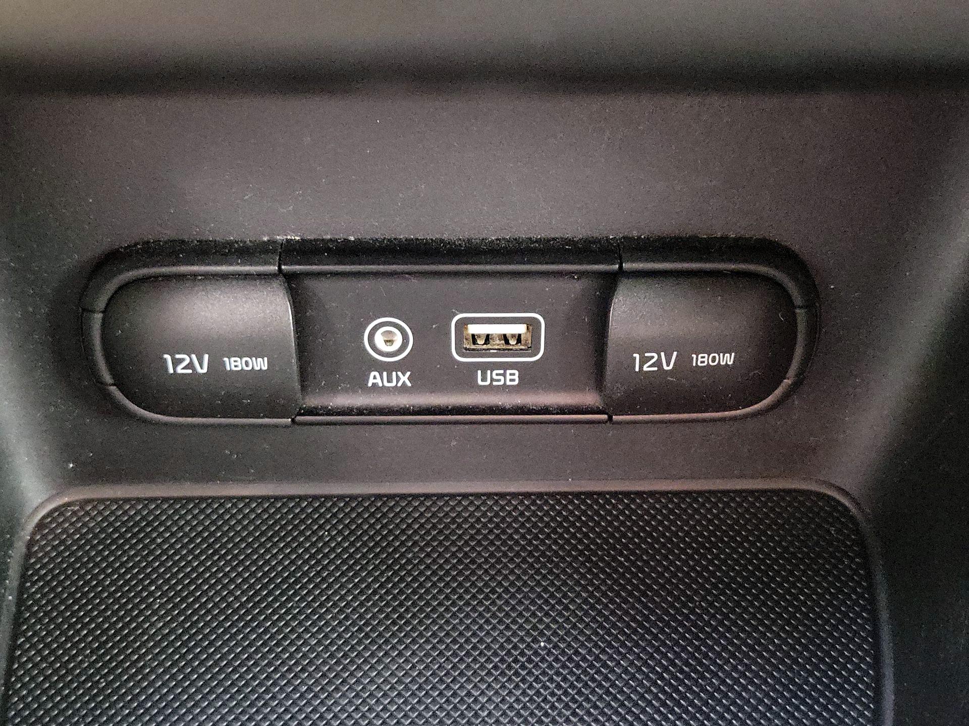 Thumbnail: 2017 Kia Sportage - 18