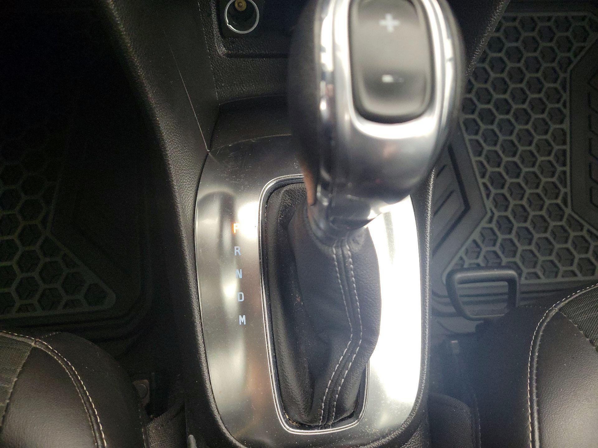 Thumbnail: 2015 Buick Encore - 17