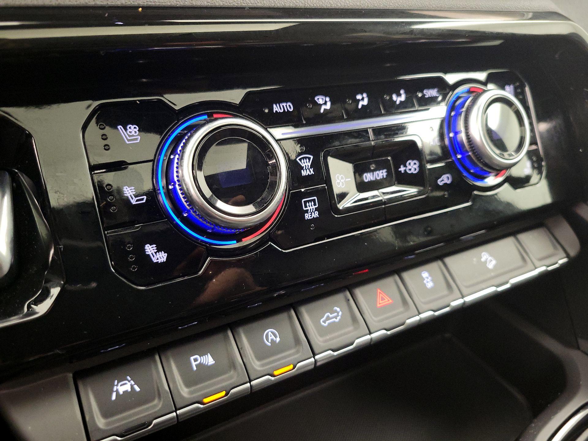 Thumbnail: 2025 GMC Sierra 1500 - 17