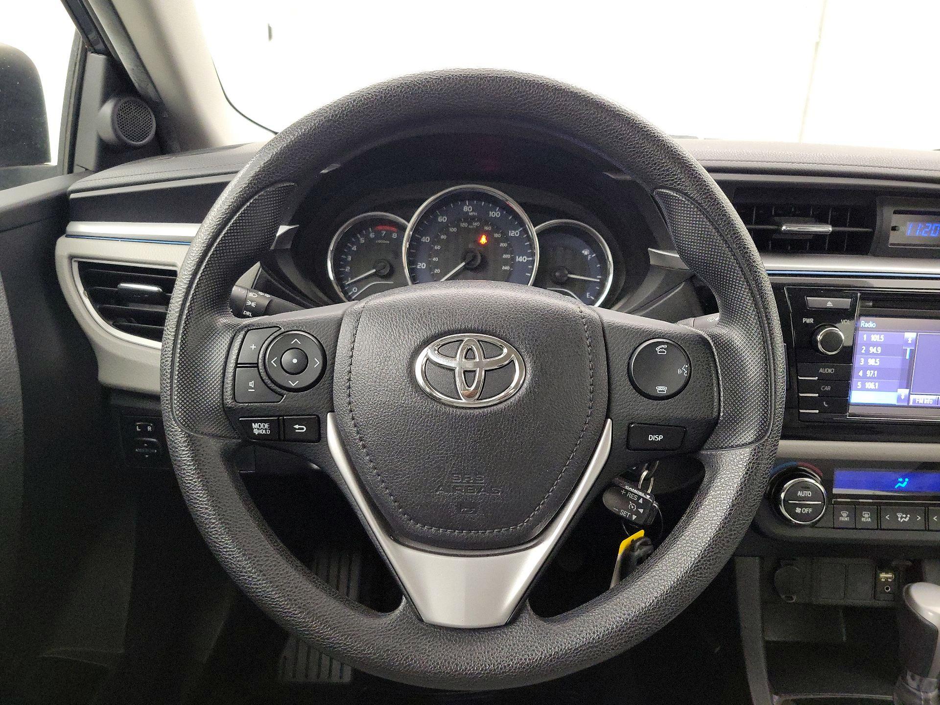 Thumbnail: 2016 Toyota Corolla - 10