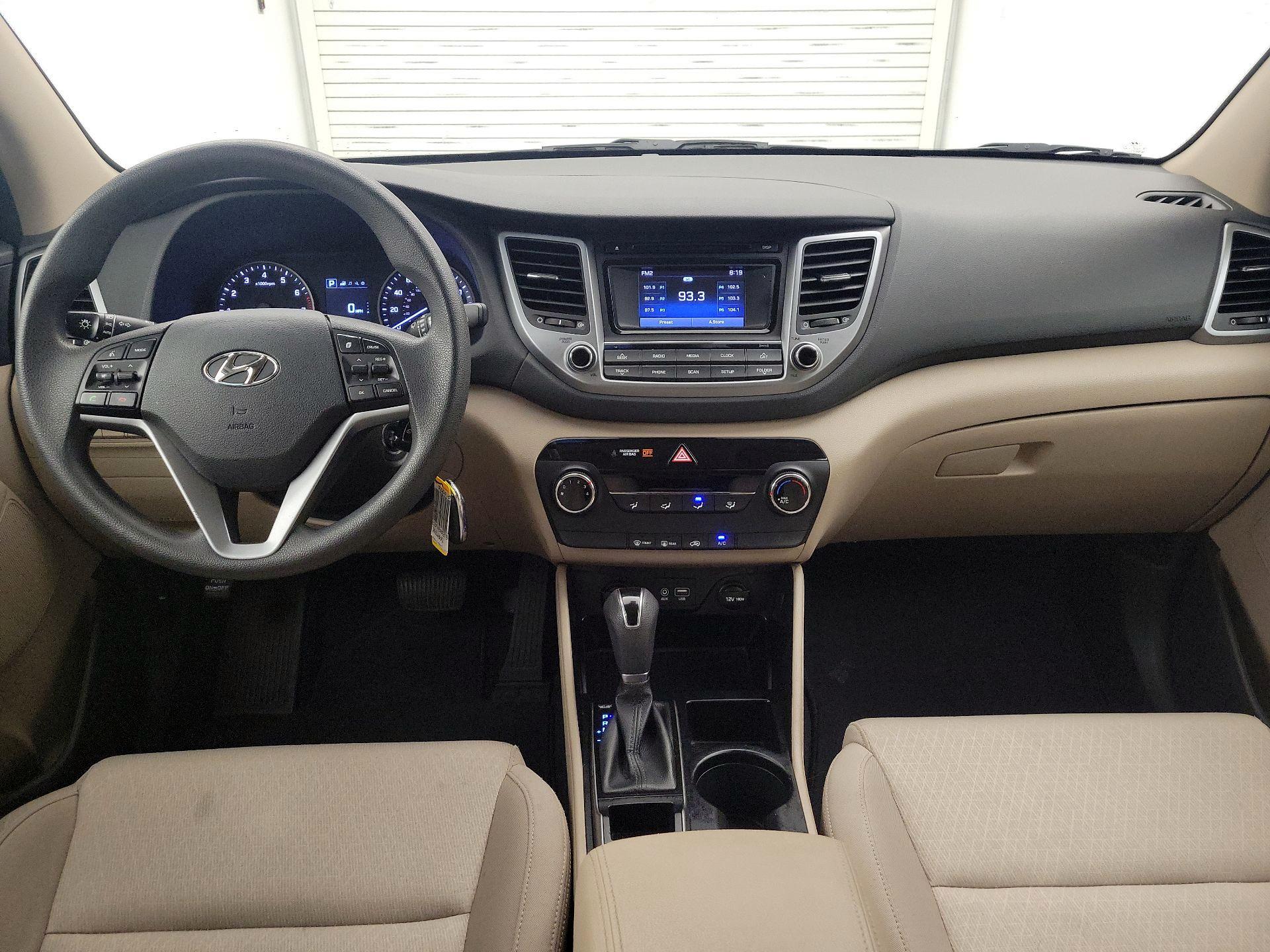 Thumbnail: 2017 Hyundai Tucson - 9