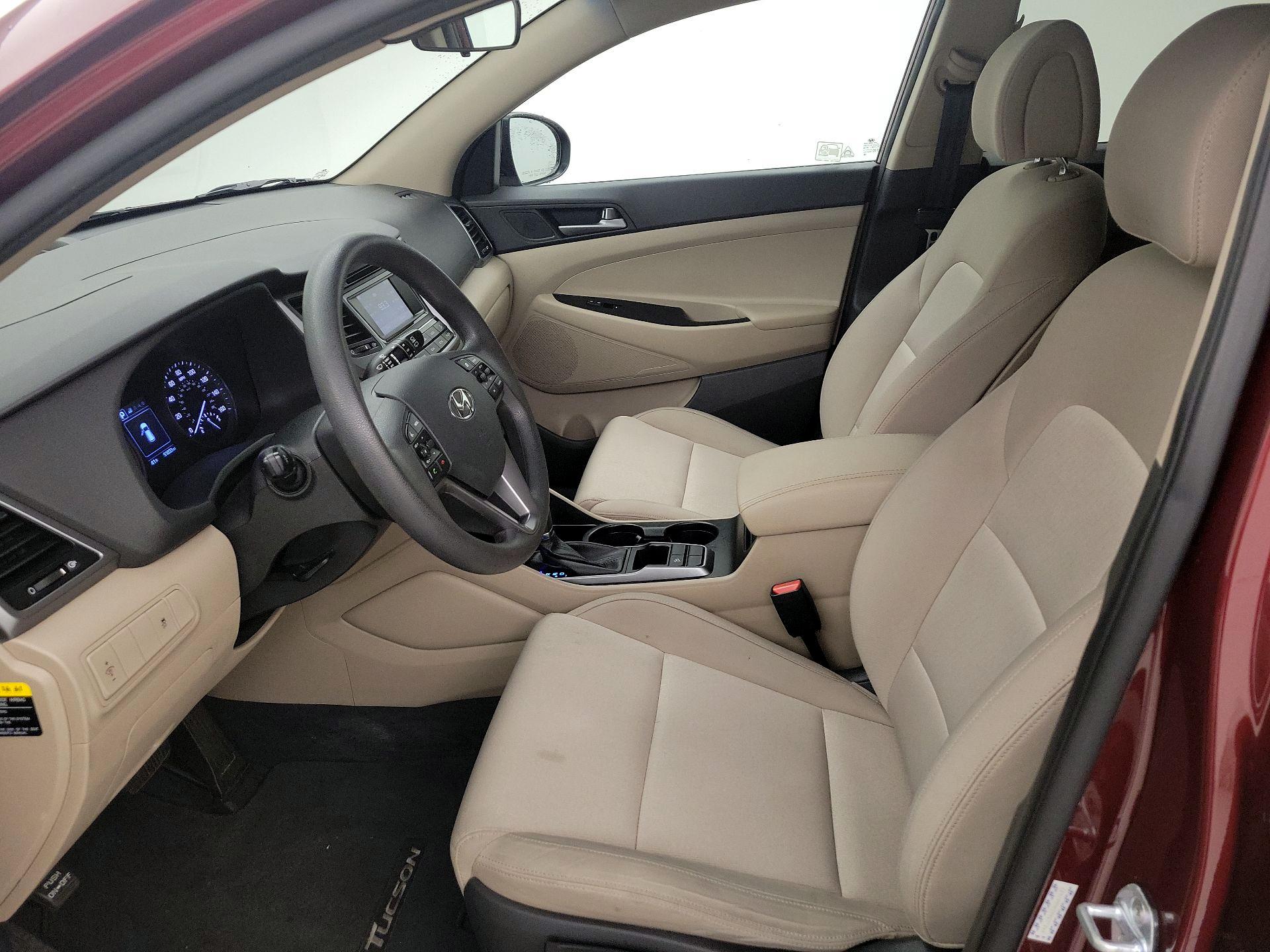 Thumbnail: 2017 Hyundai Tucson - 11