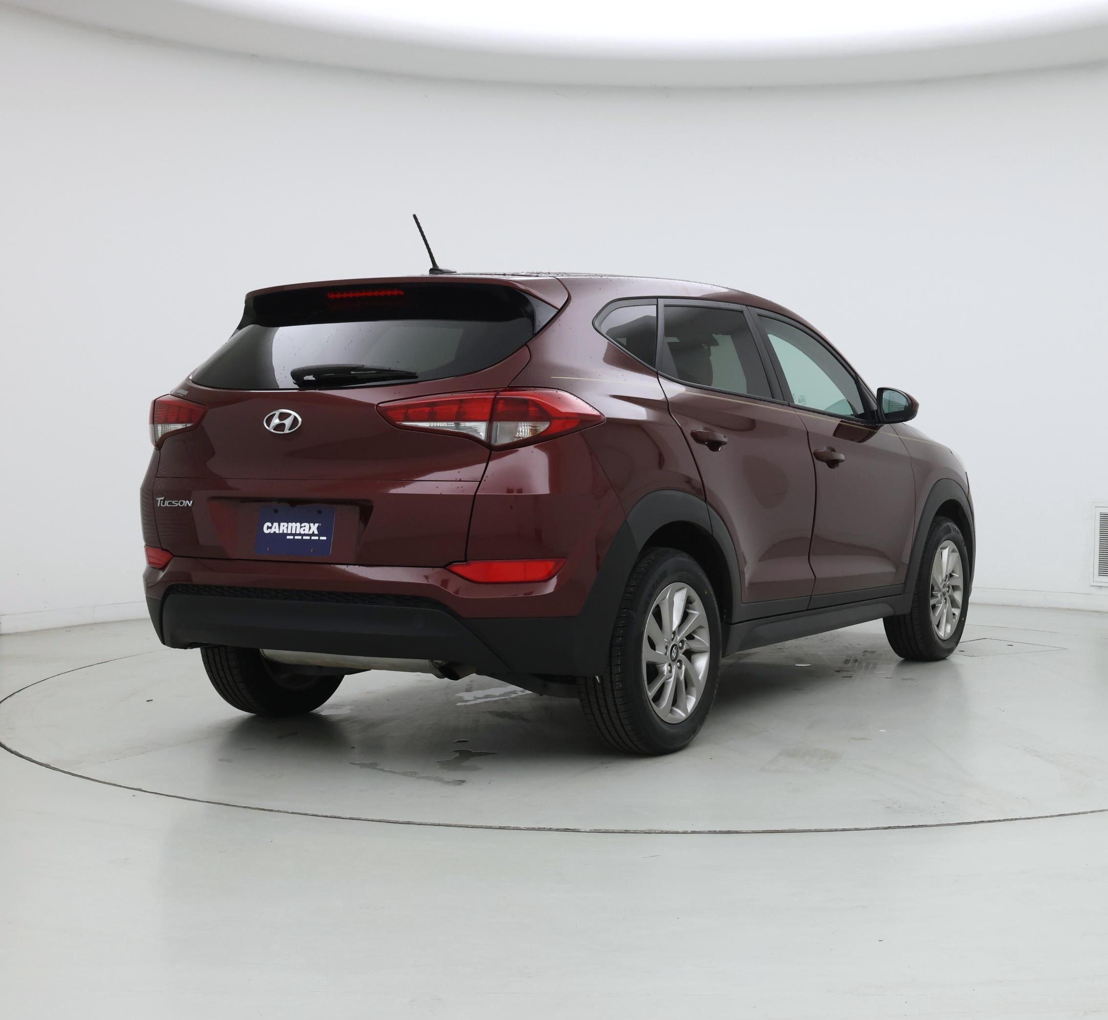 Thumbnail: 2017 Hyundai Tucson - 8