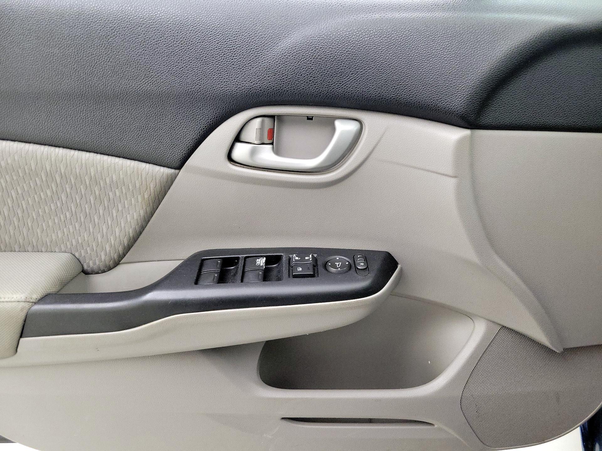 Thumbnail: 2014 Honda Civic - 12