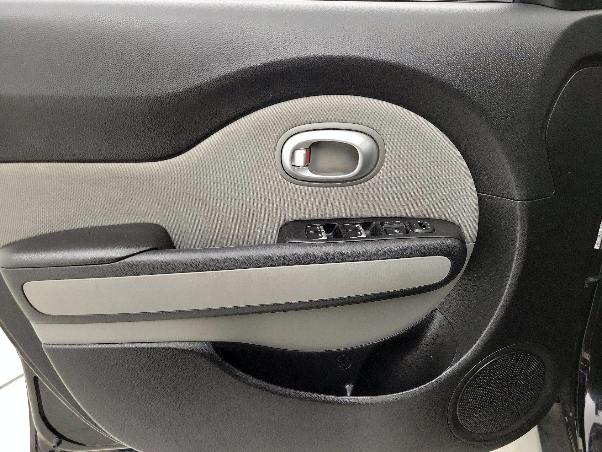 Thumbnail: 2019 Kia Soul - 12