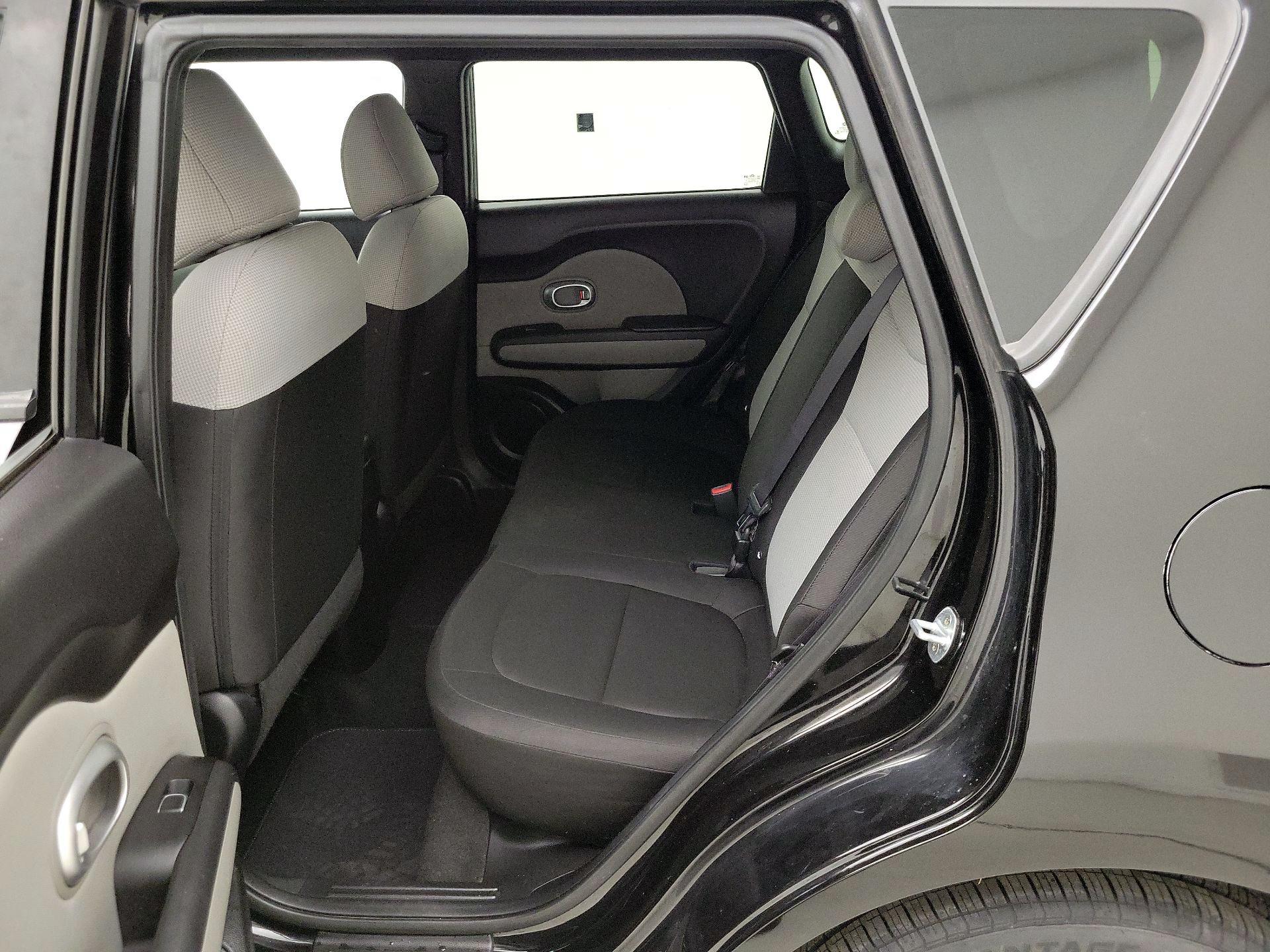 Thumbnail: 2019 Kia Soul - 19