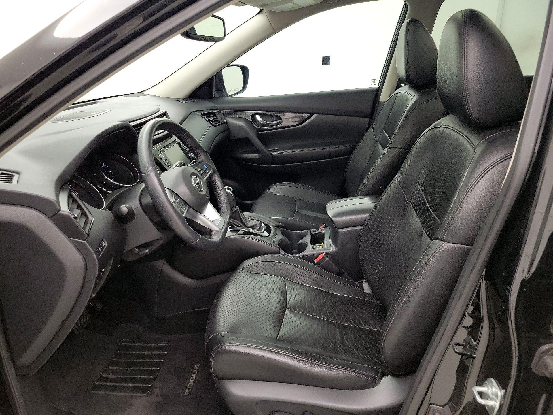 Thumbnail: 2019 Nissan Rogue - 11