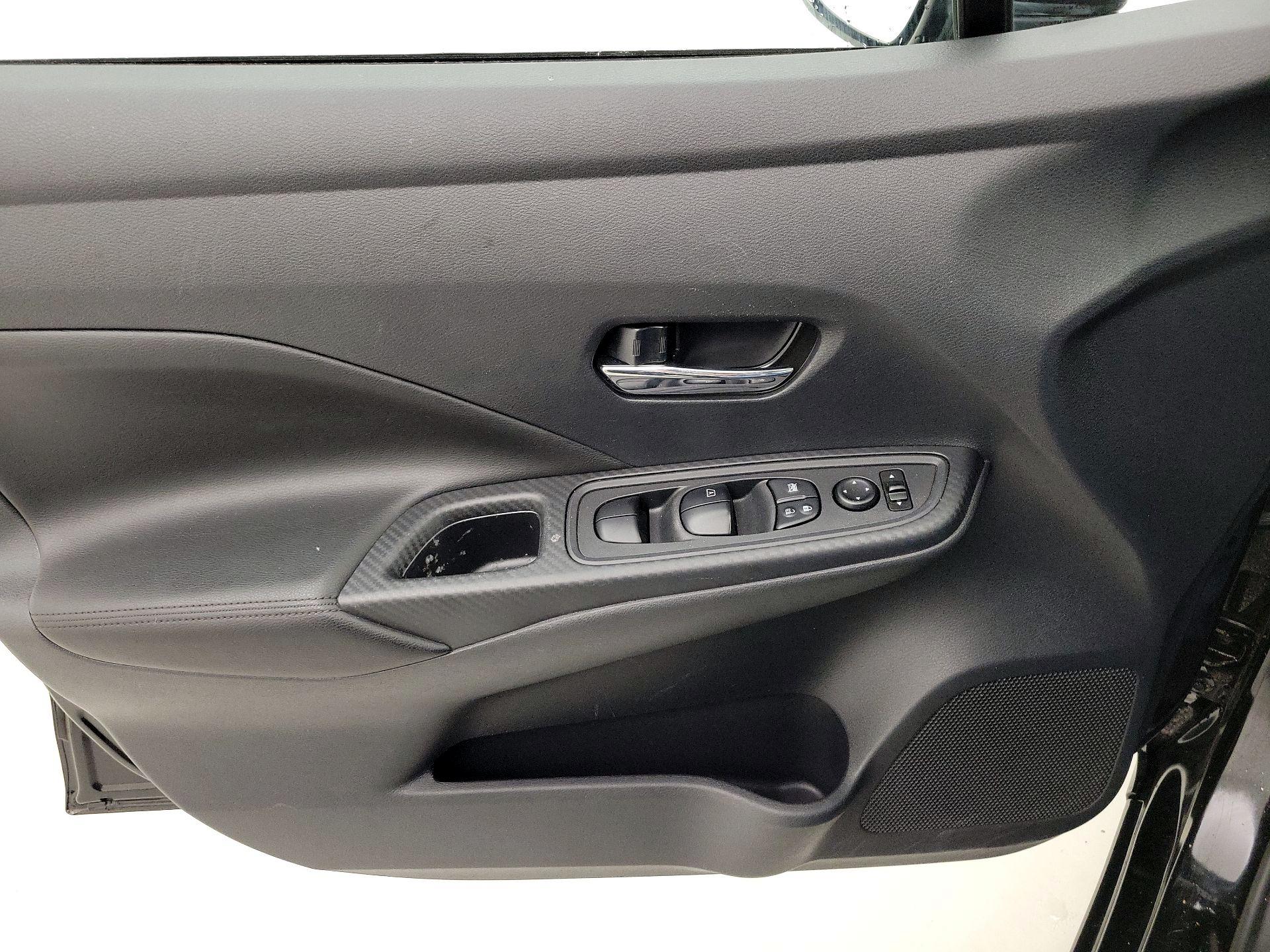 Thumbnail: 2020 Nissan Versa - 12