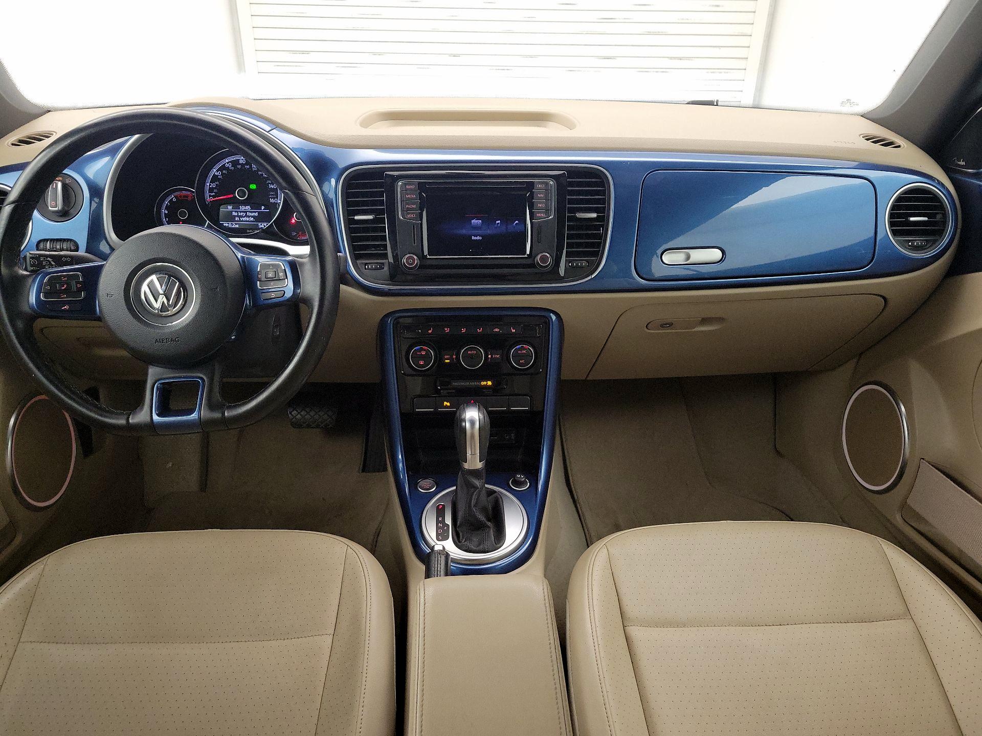 Thumbnail: 2017 Volkswagen Beetle - 9