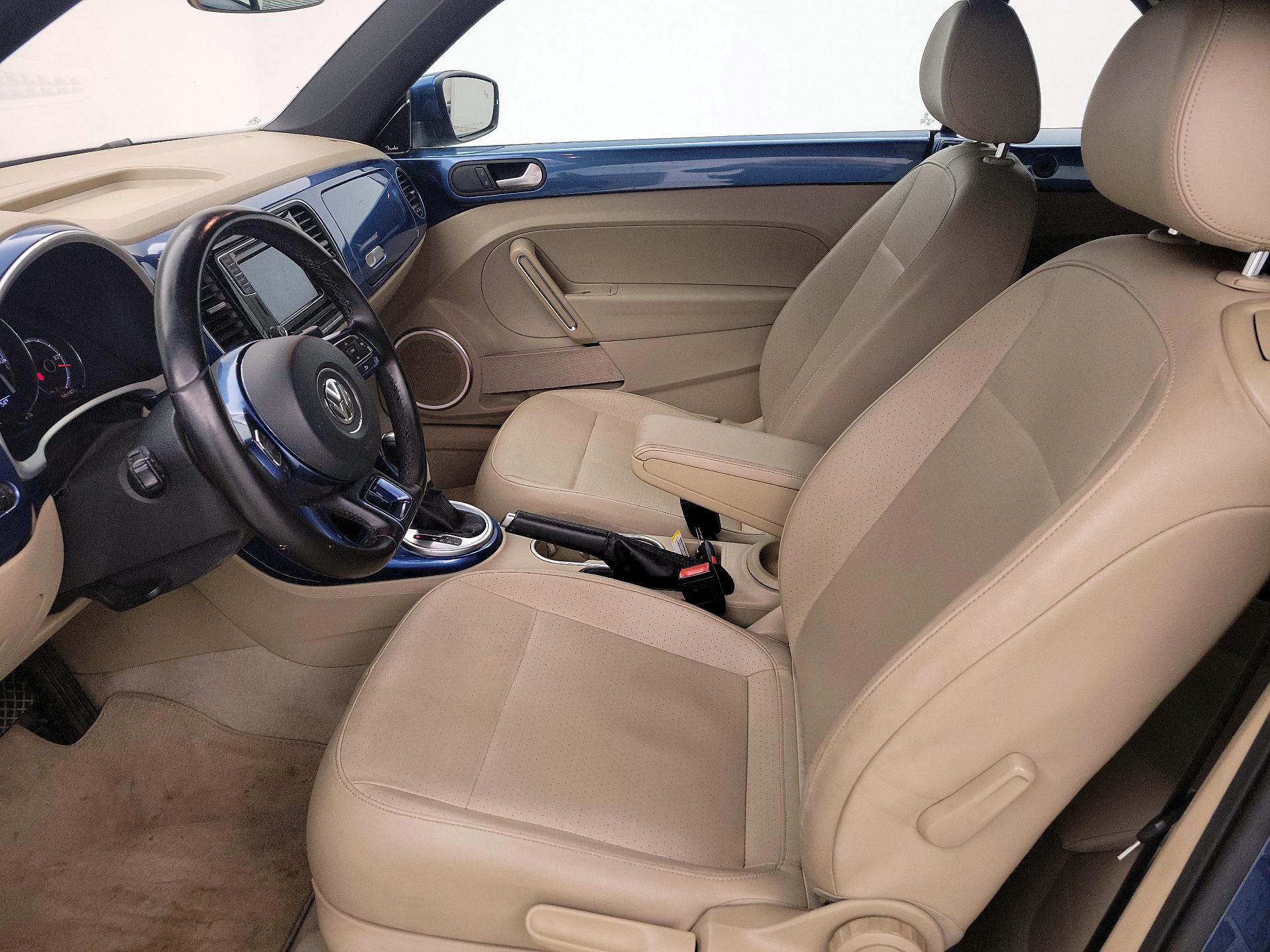 Thumbnail: 2017 Volkswagen Beetle - 11