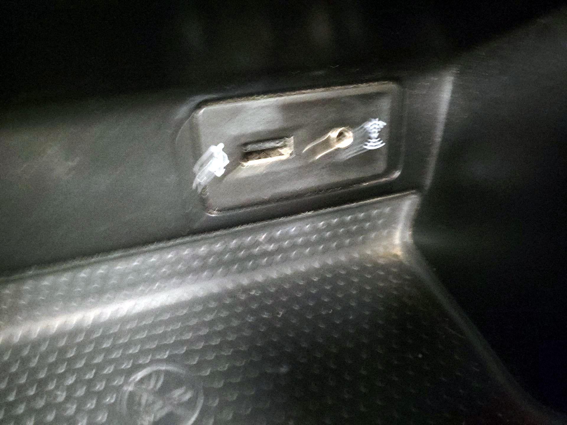 Thumbnail: 2017 Volkswagen Beetle - 18