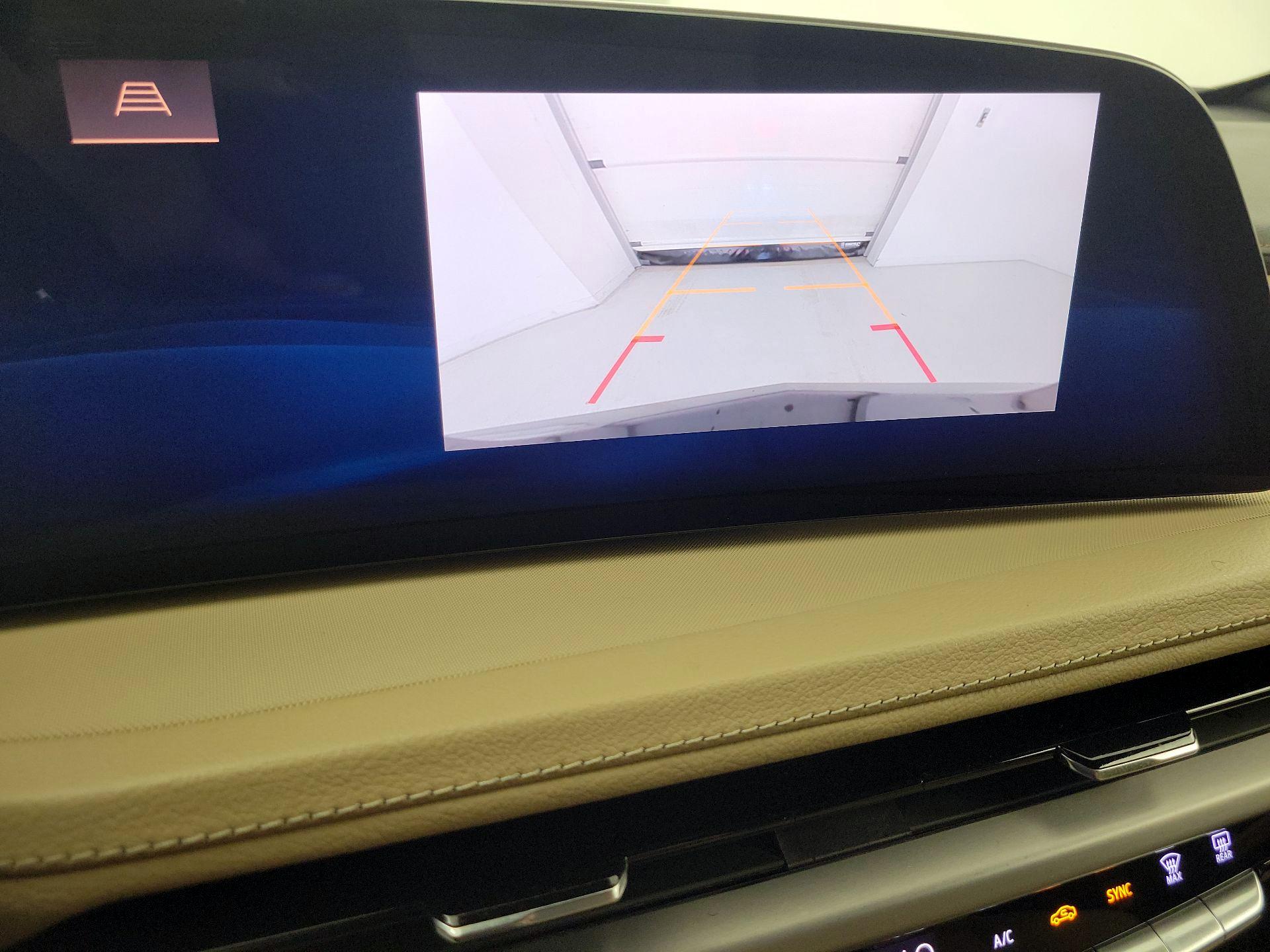 Thumbnail: 2024 Cadillac XT4 - 15