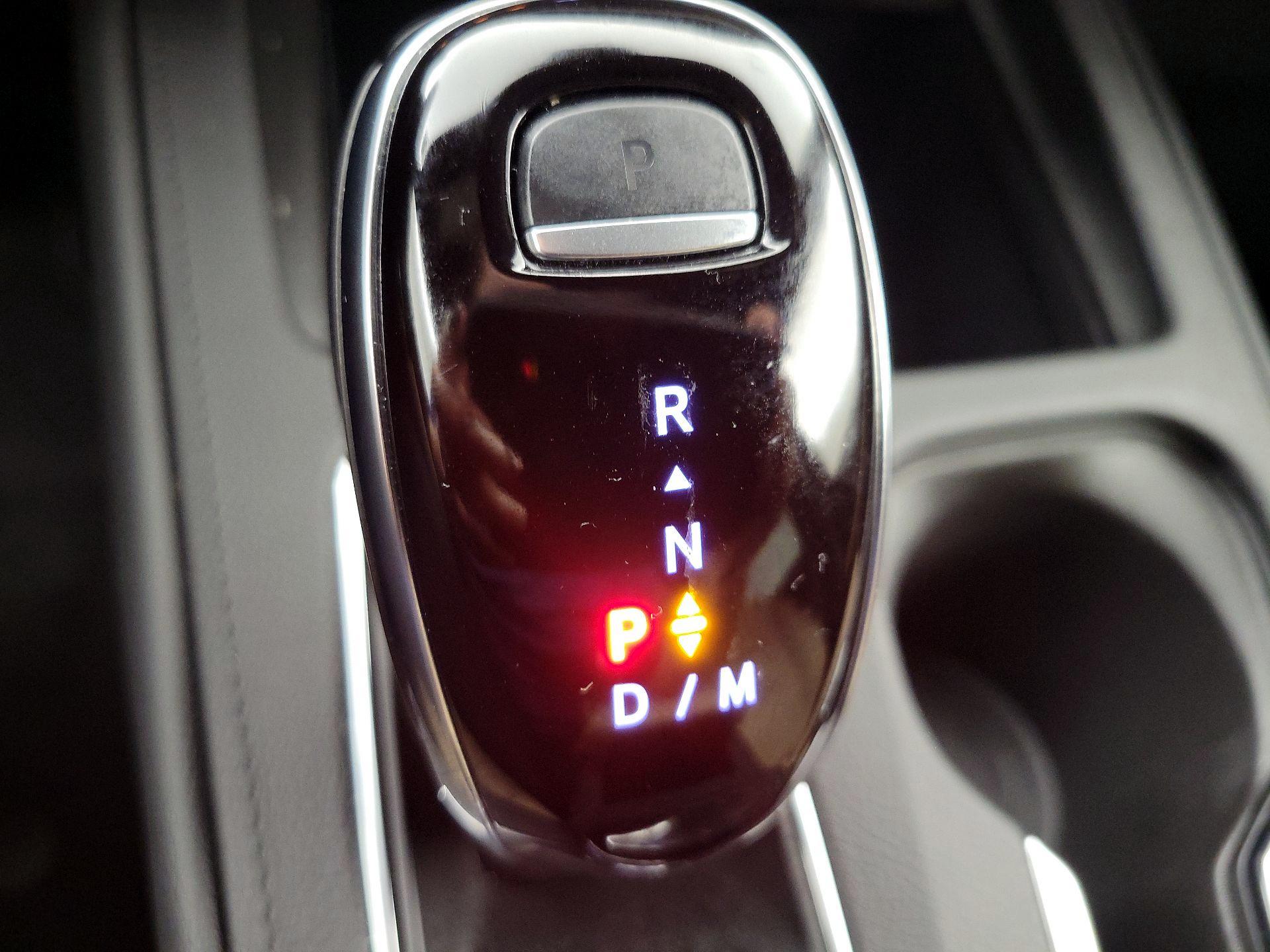 Thumbnail: 2024 Cadillac XT4 - 18