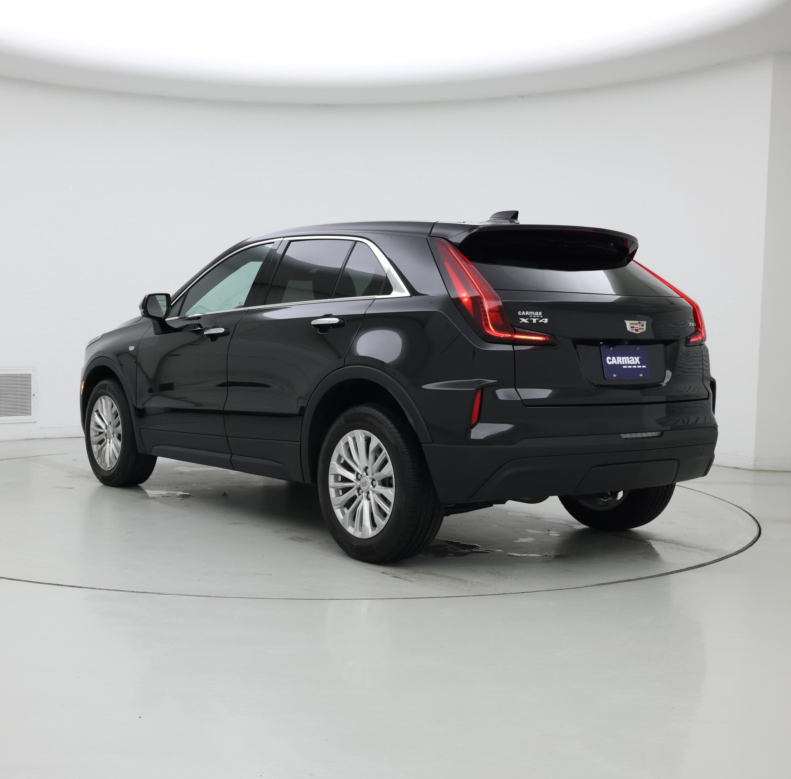 Thumbnail: 2024 Cadillac XT4 - 2