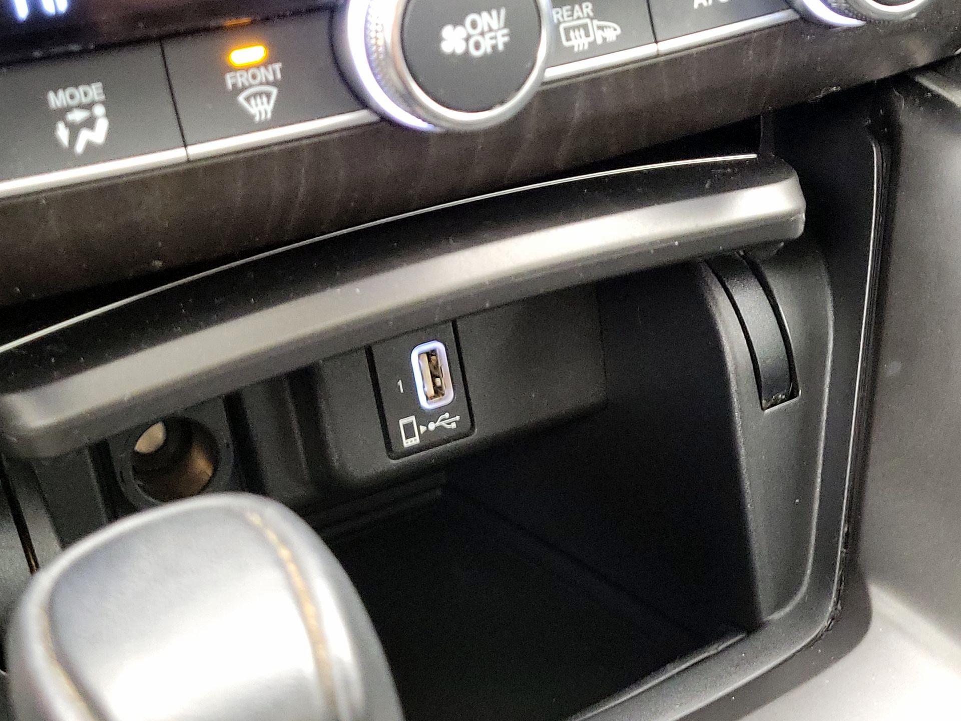 Thumbnail: 2018 Honda Accord - 19