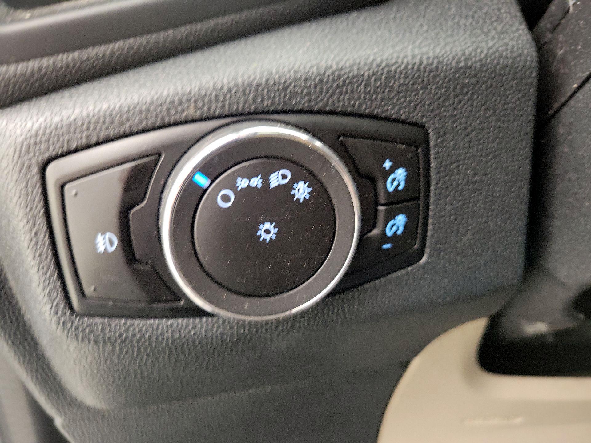 Thumbnail: 2018 Ford EcoSport - 13