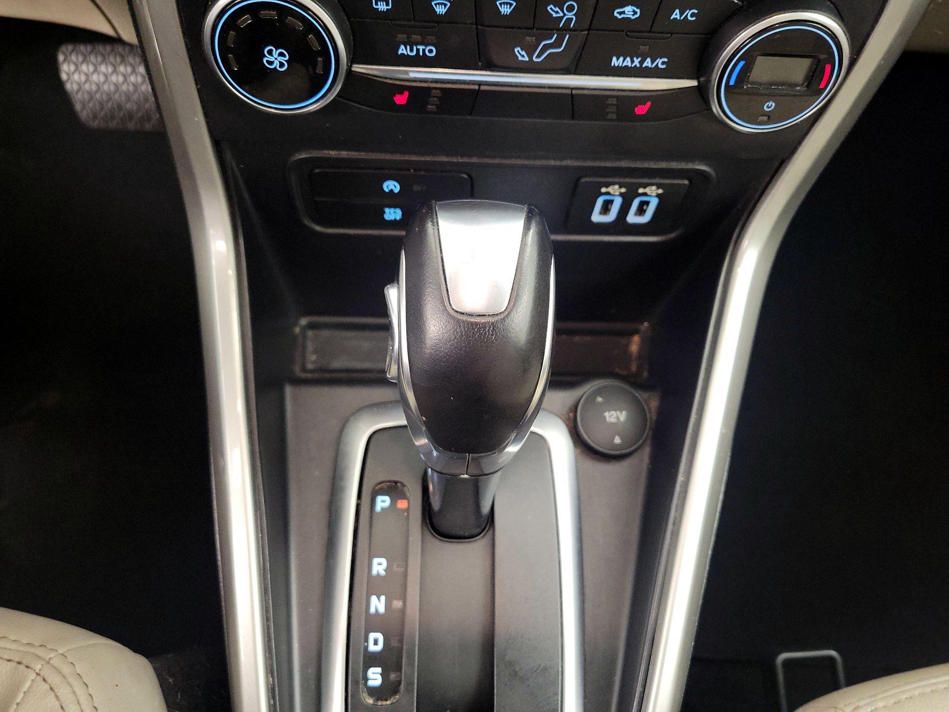 Thumbnail: 2018 Ford EcoSport - 18