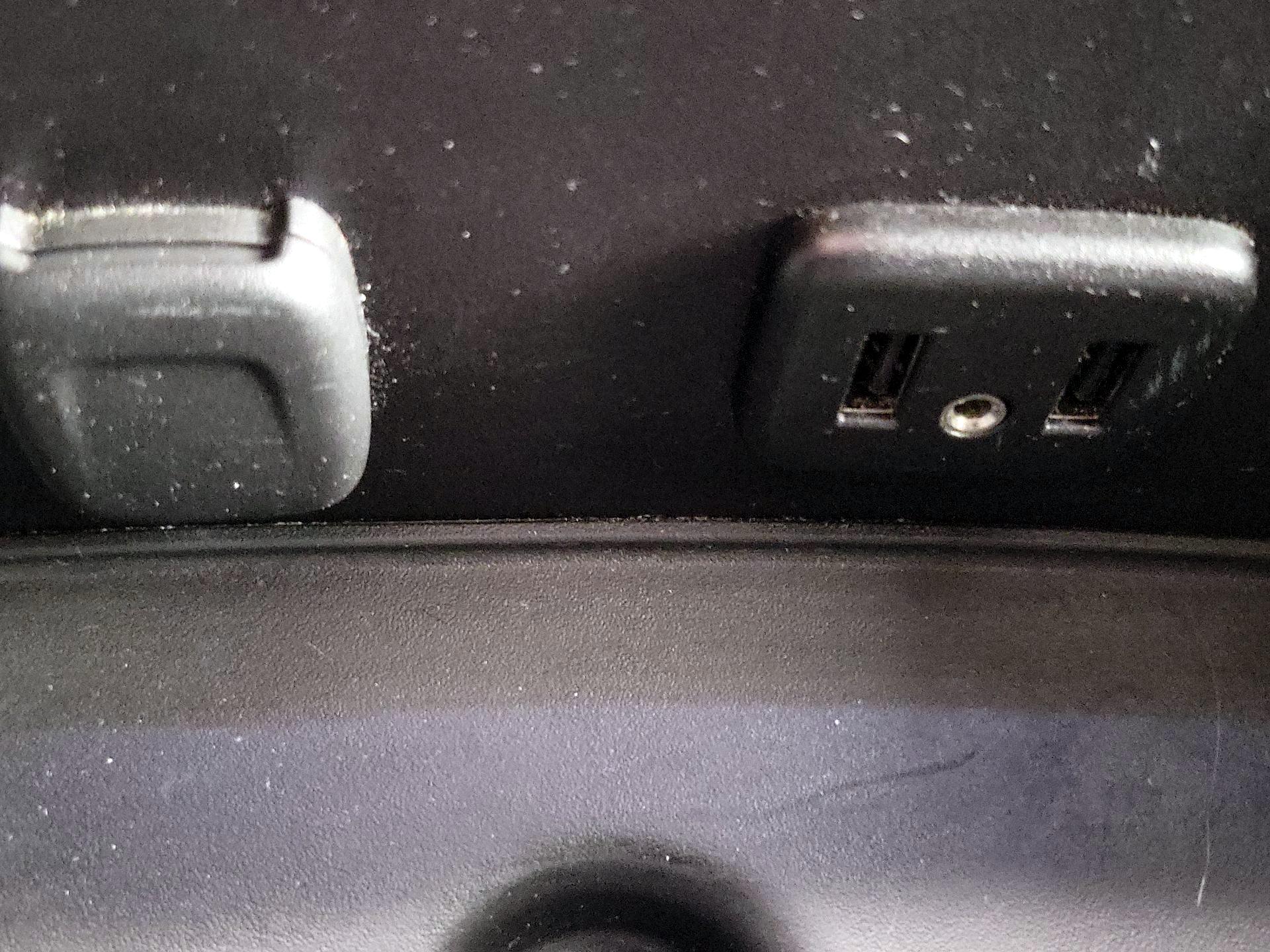 Thumbnail: 2016 Chevrolet Silverado 1500 - 18