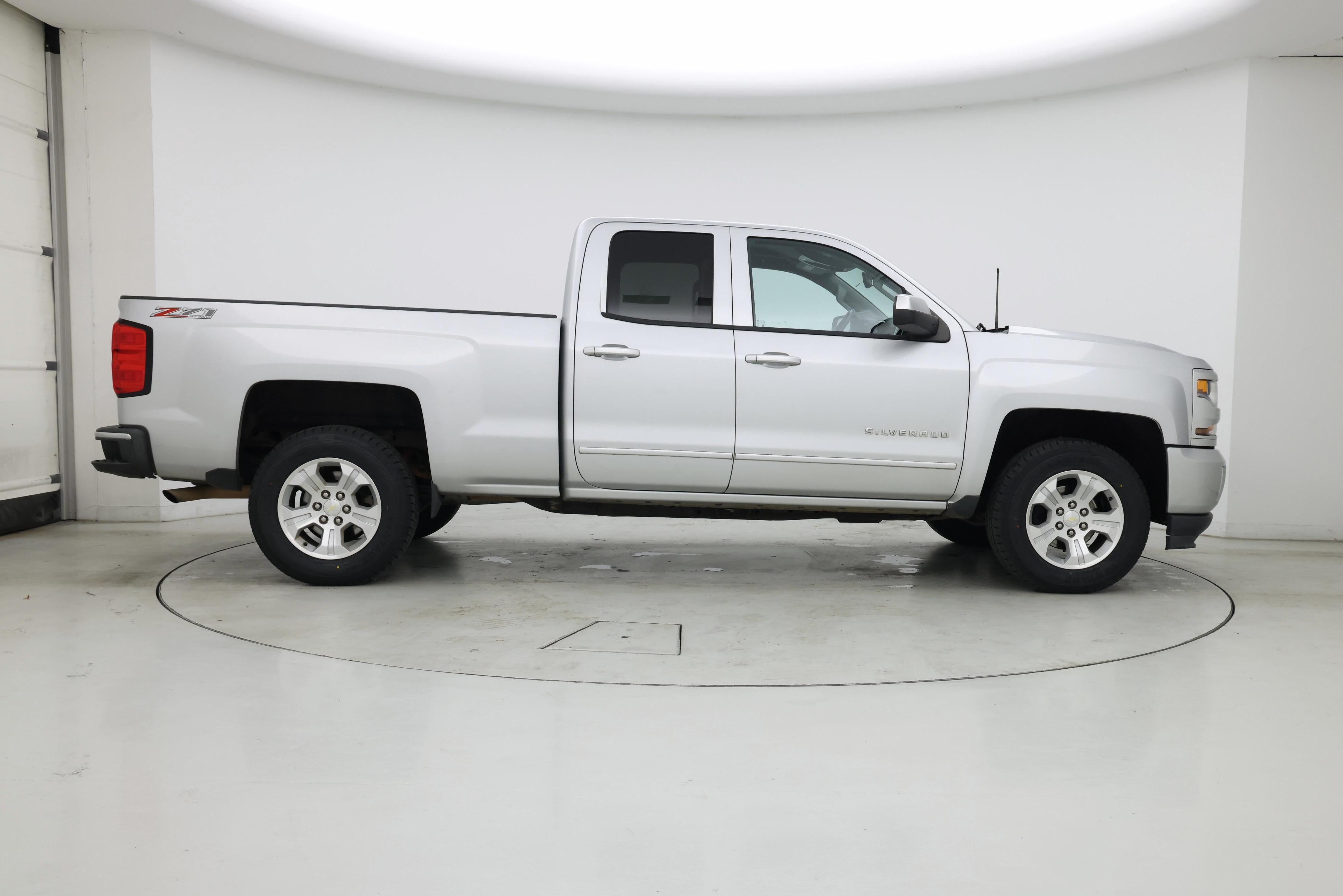 Thumbnail: 2016 Chevrolet Silverado 1500 - 7
