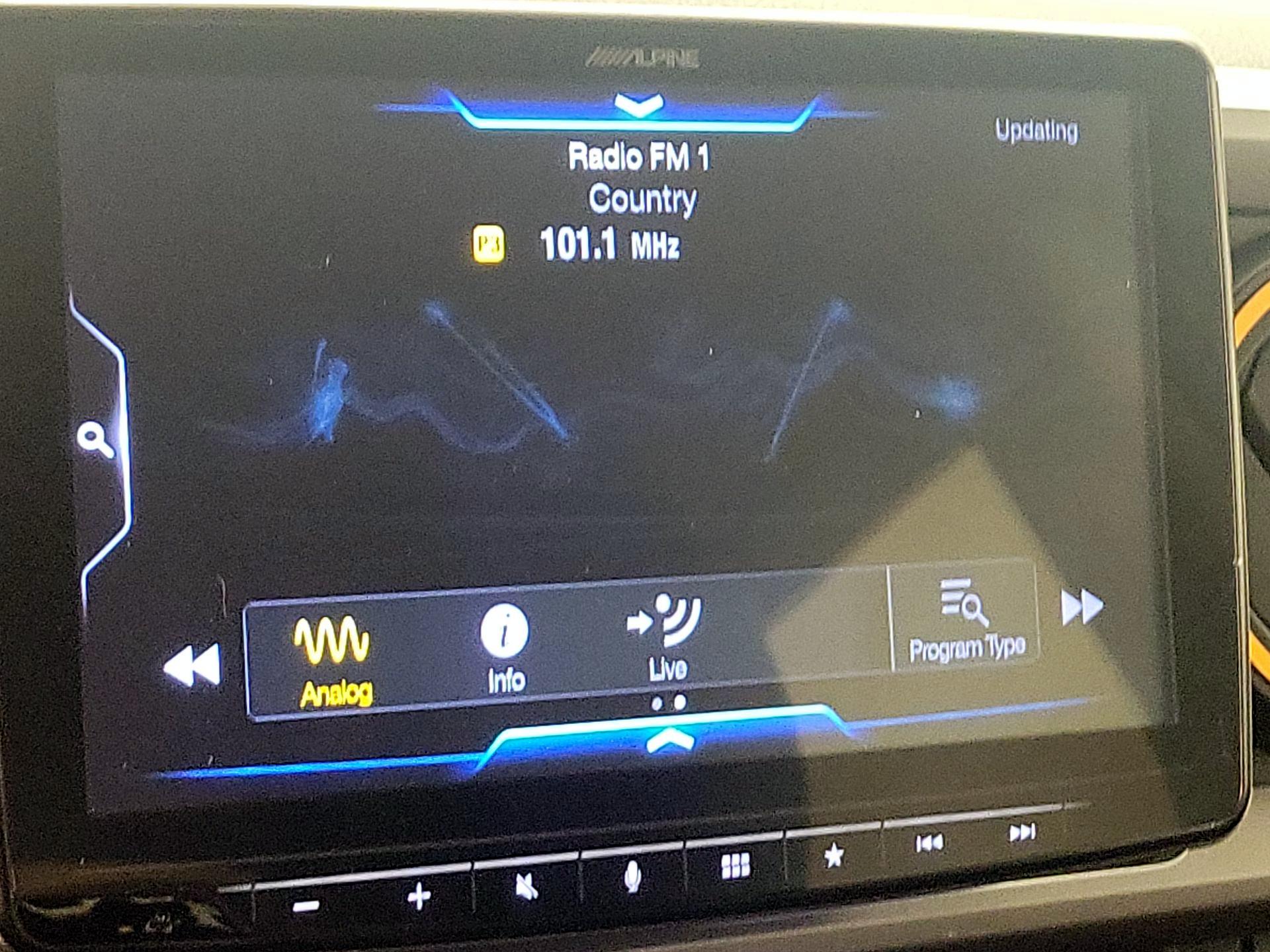 Thumbnail: 2019 Toyota Tacoma - 15