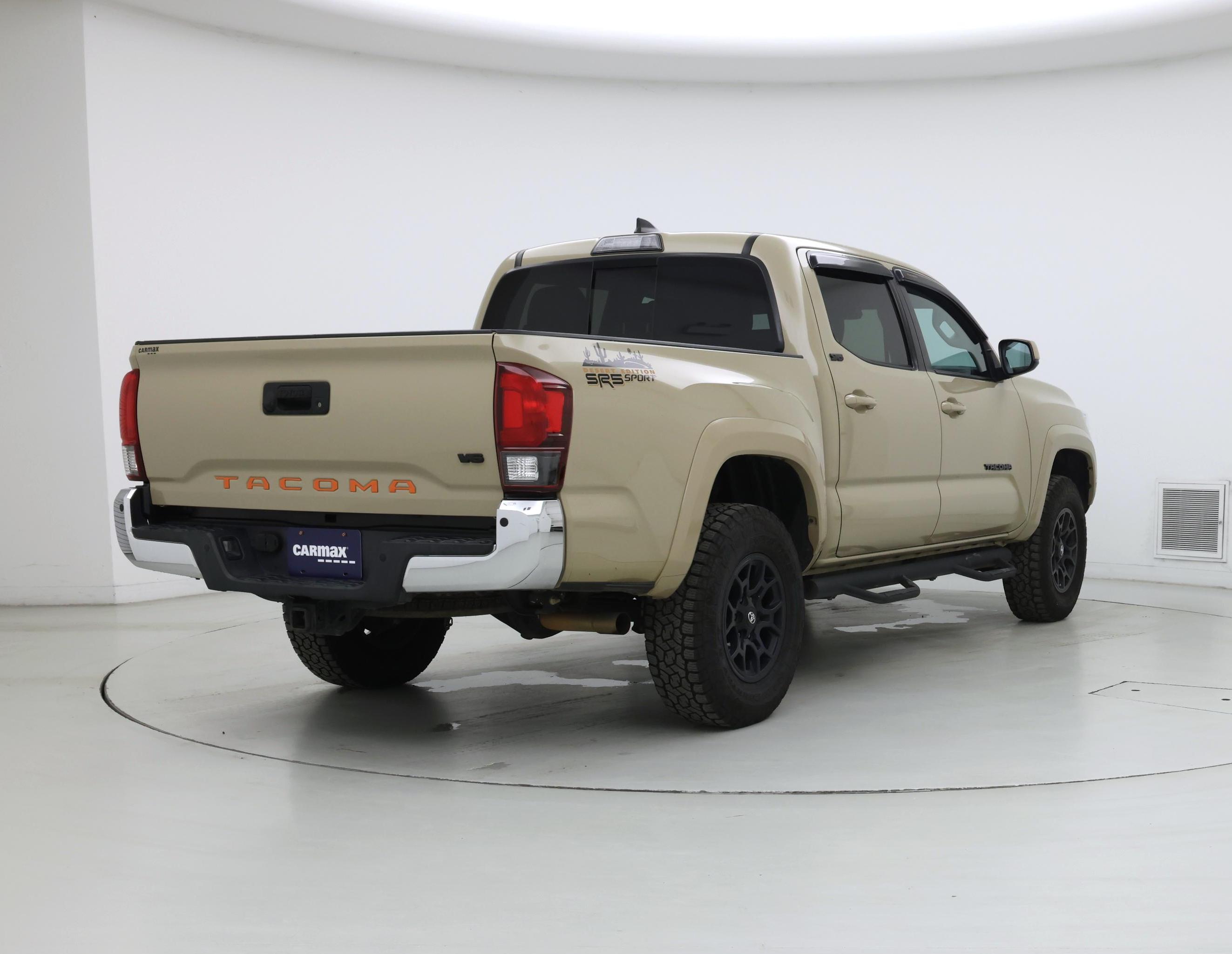 Thumbnail: 2019 Toyota Tacoma - 8