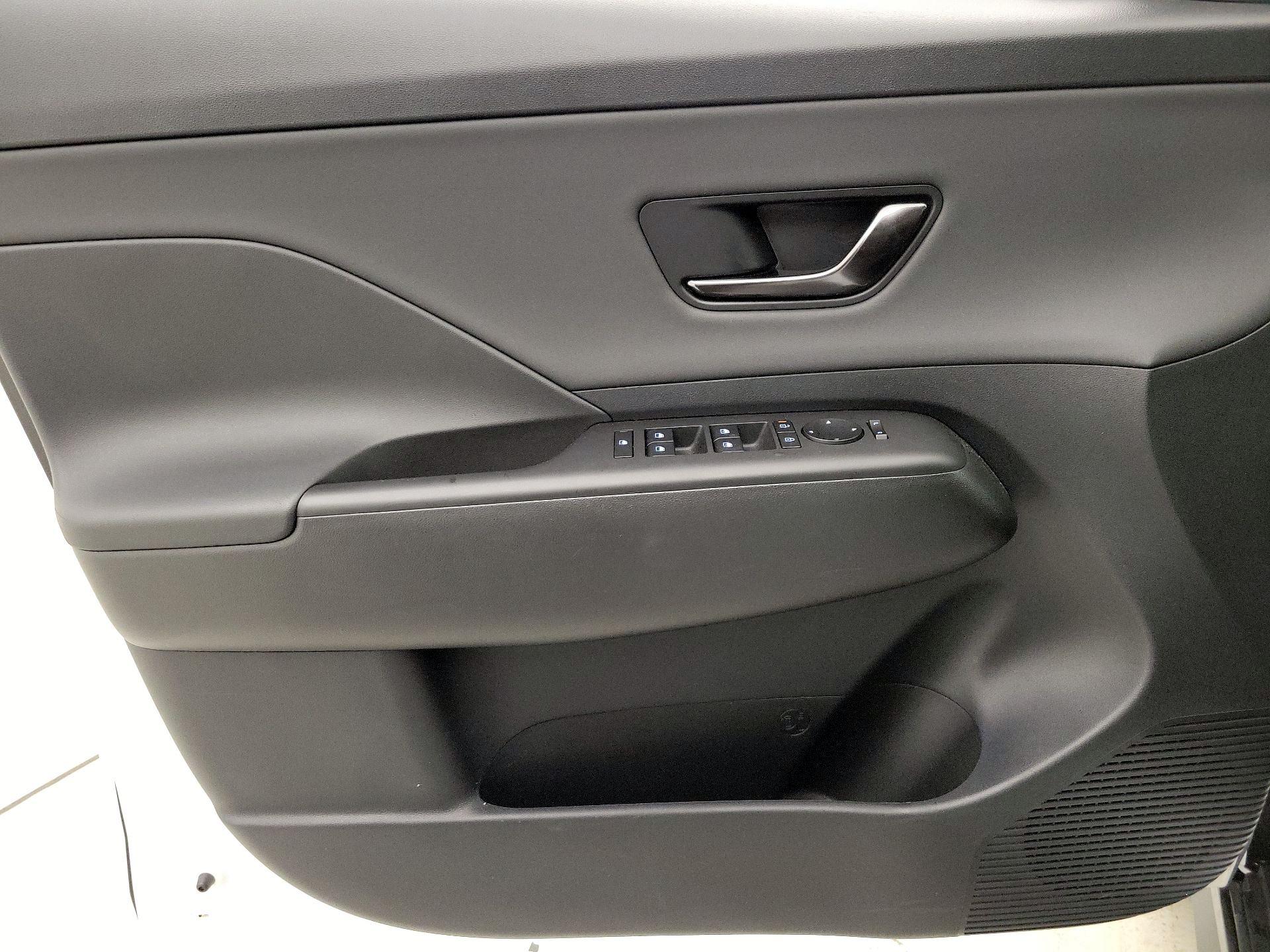 Thumbnail: 2025 Hyundai Kona - 12