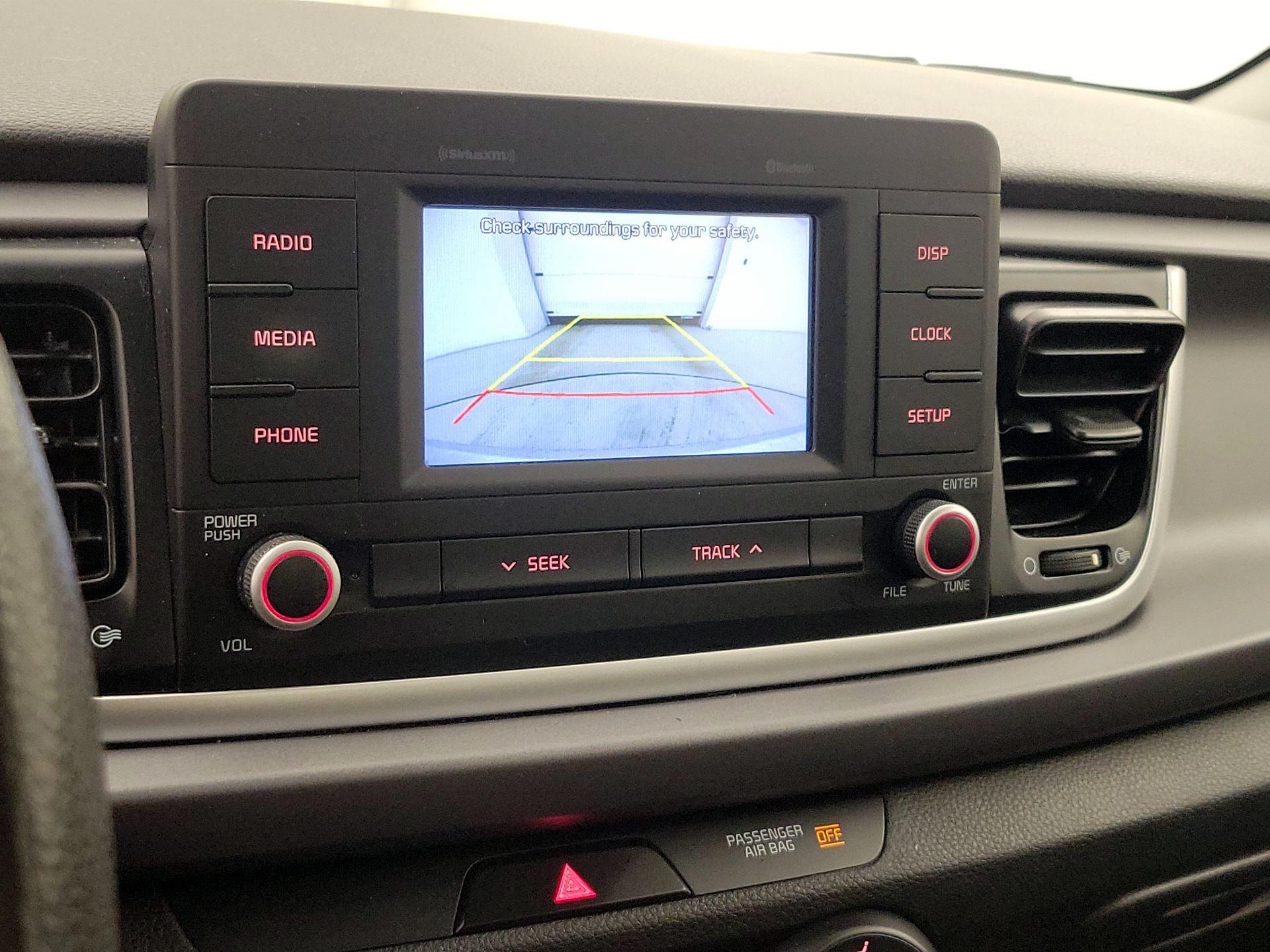 Thumbnail: 2018 Kia Rio - 14