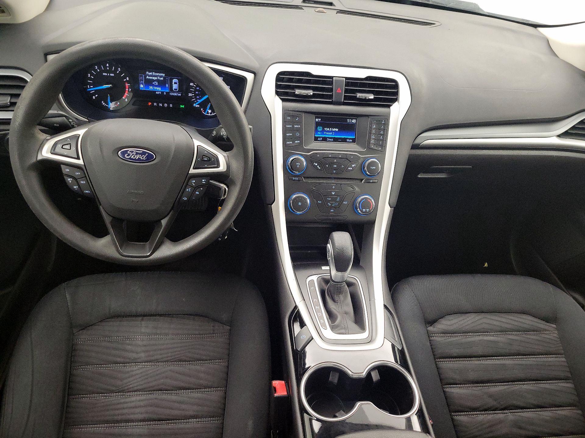 Thumbnail: 2016 Ford Fusion - 9