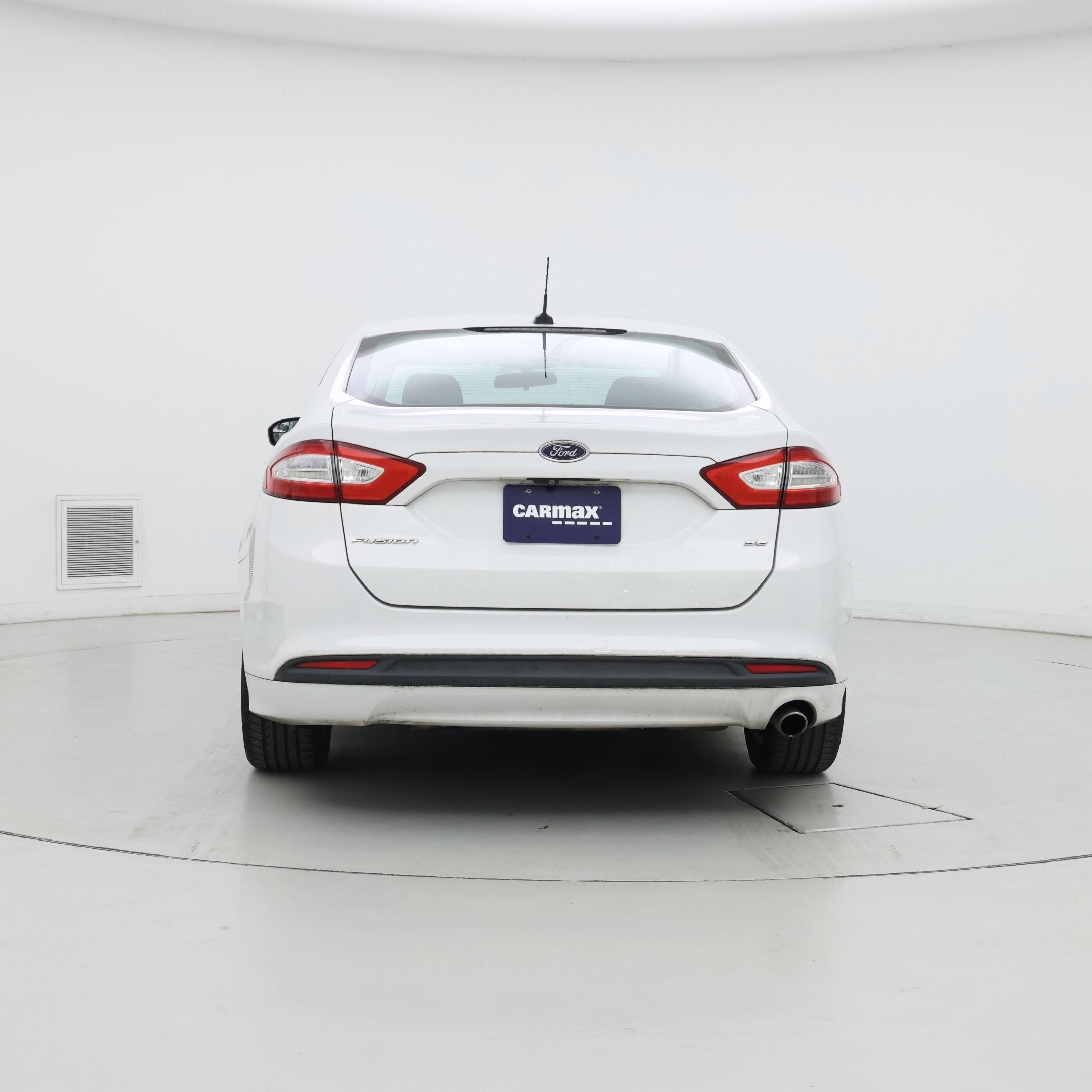 Thumbnail: 2016 Ford Fusion - 6