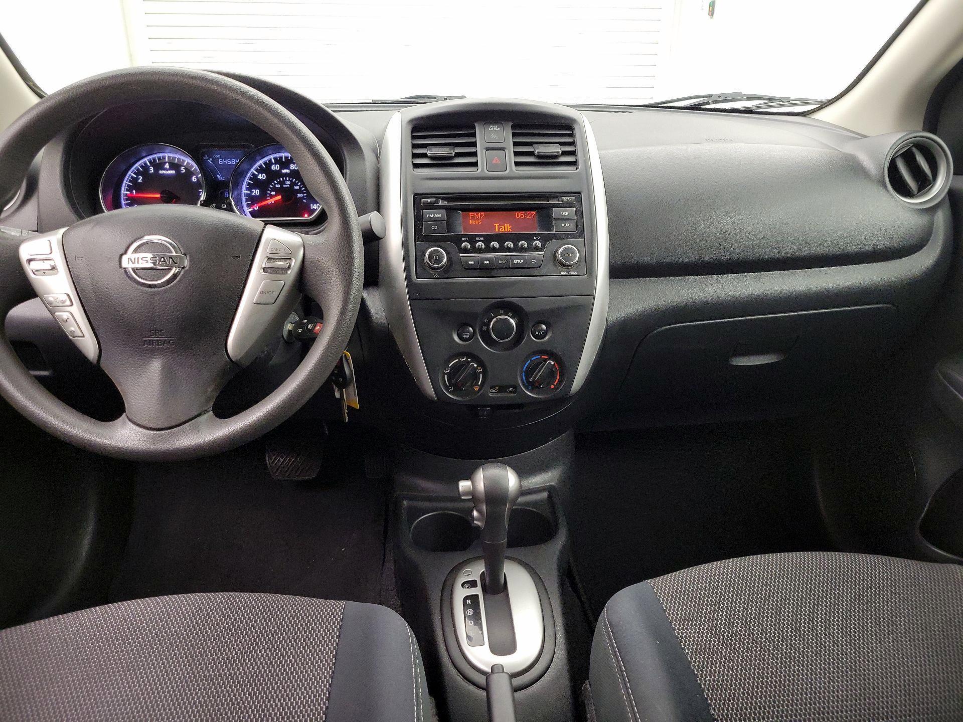 Thumbnail: 2016 Nissan Versa - 9