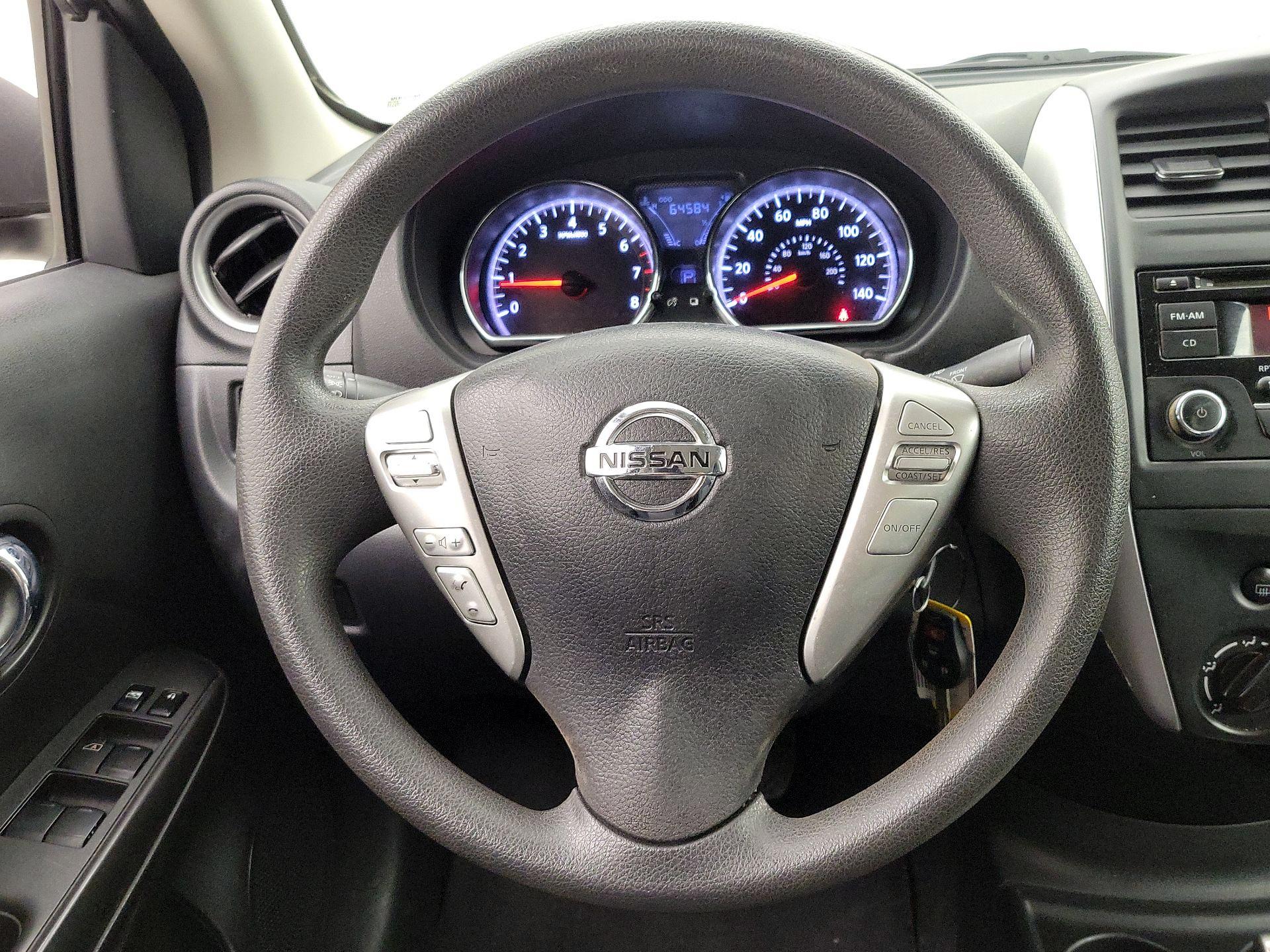 Thumbnail: 2016 Nissan Versa - 10